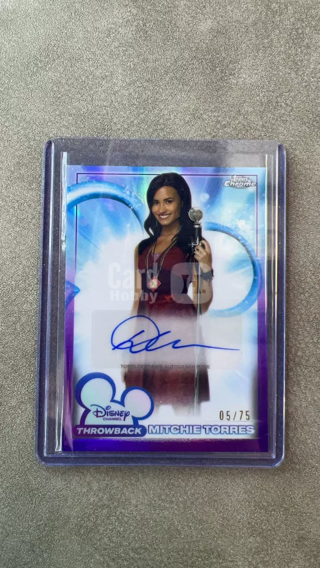 8407【330球星卡实体店代卖】2026 Topps Chrome 迪士尼 Mitchie Torres 米琪 托雷斯 紫折 05/75编 签字 AUTO 仅顺丰寄付 (游龙)