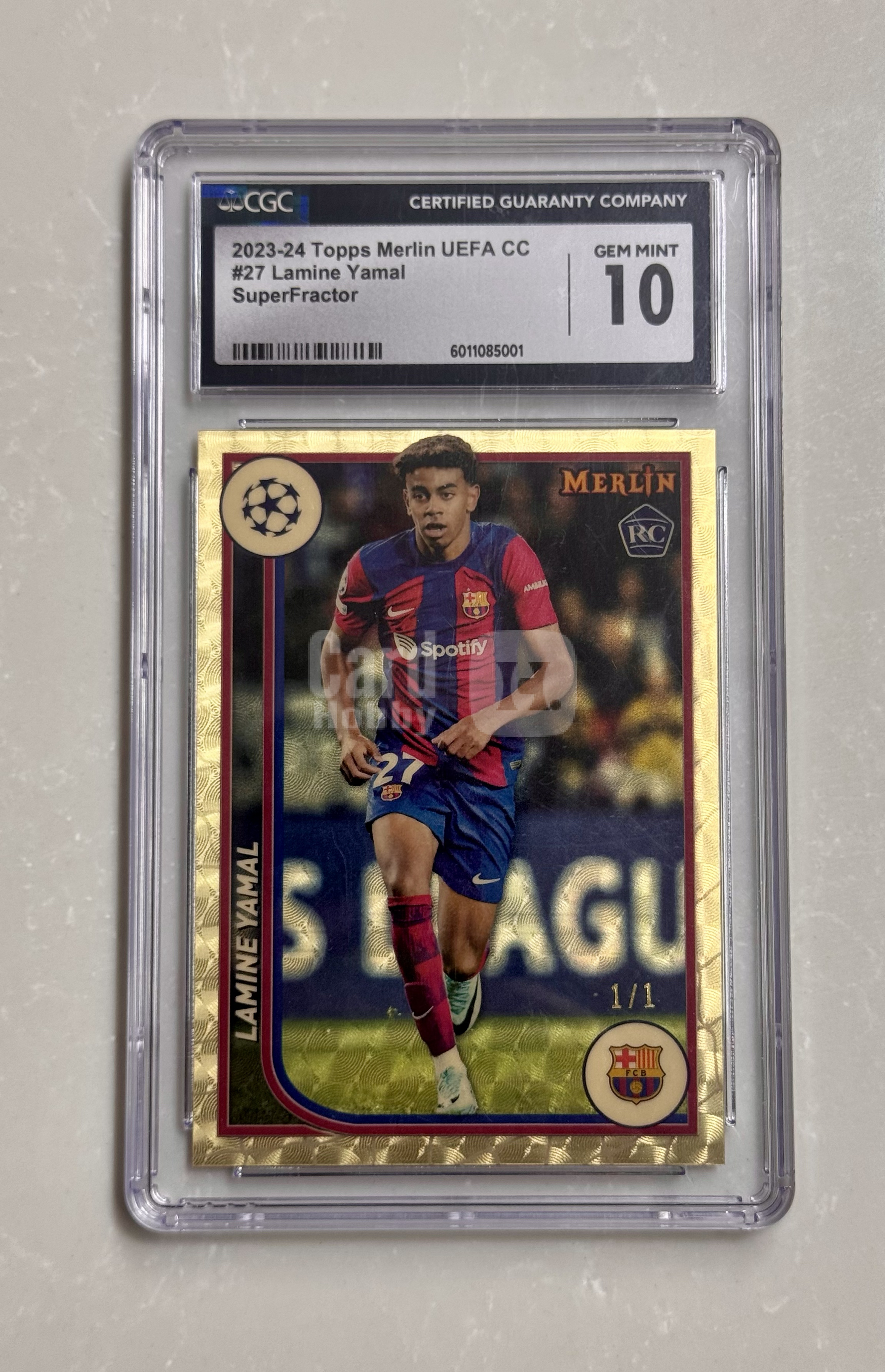 2023-24 Topps Merlin chrome Lamine Yamal RC 梅林 拉明 亚马尔 新秀RC 爆金 超级折 1/1 1of1 巴塞罗那 西班牙 当世身价第一人 CGC10分