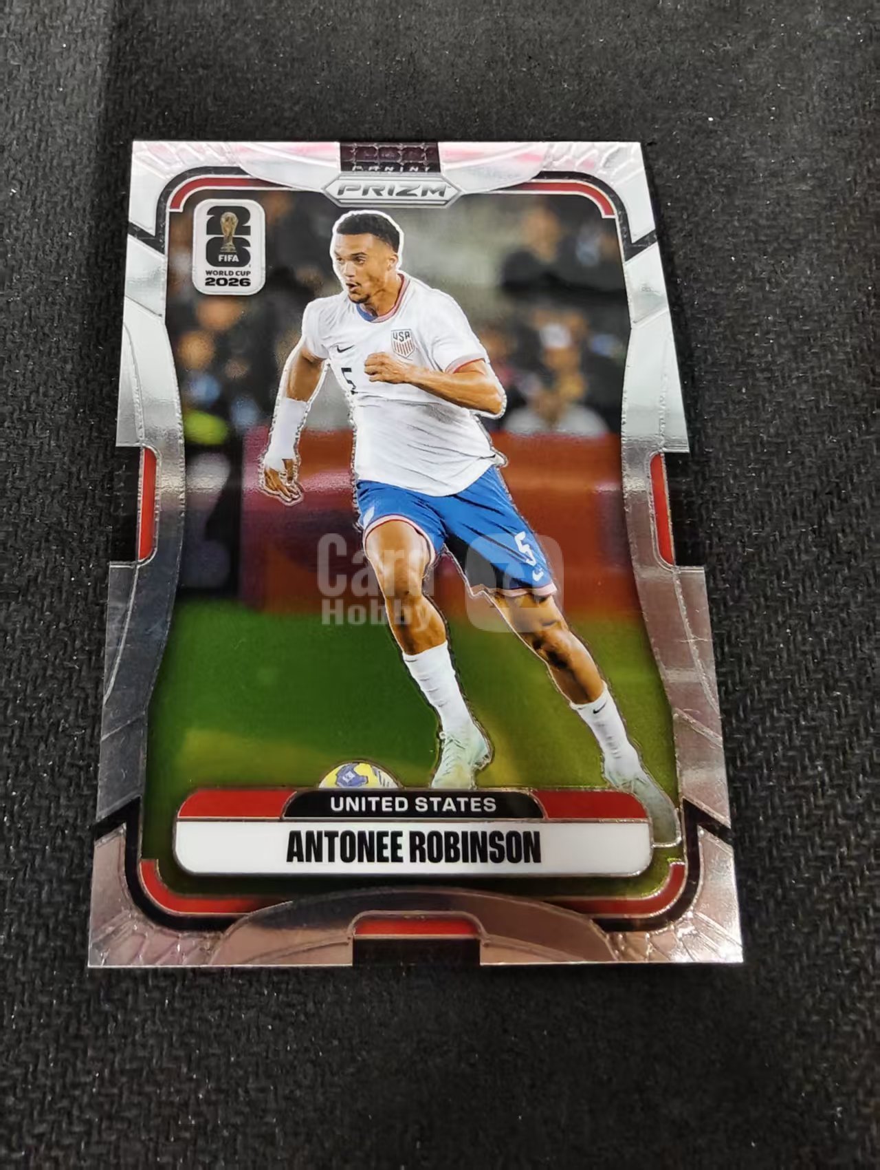 2026 Panini World Cup Prizm Antonee Robinson 安东内 罗宾逊 美国 PZ世界杯 划痕 边角瑕疵#437