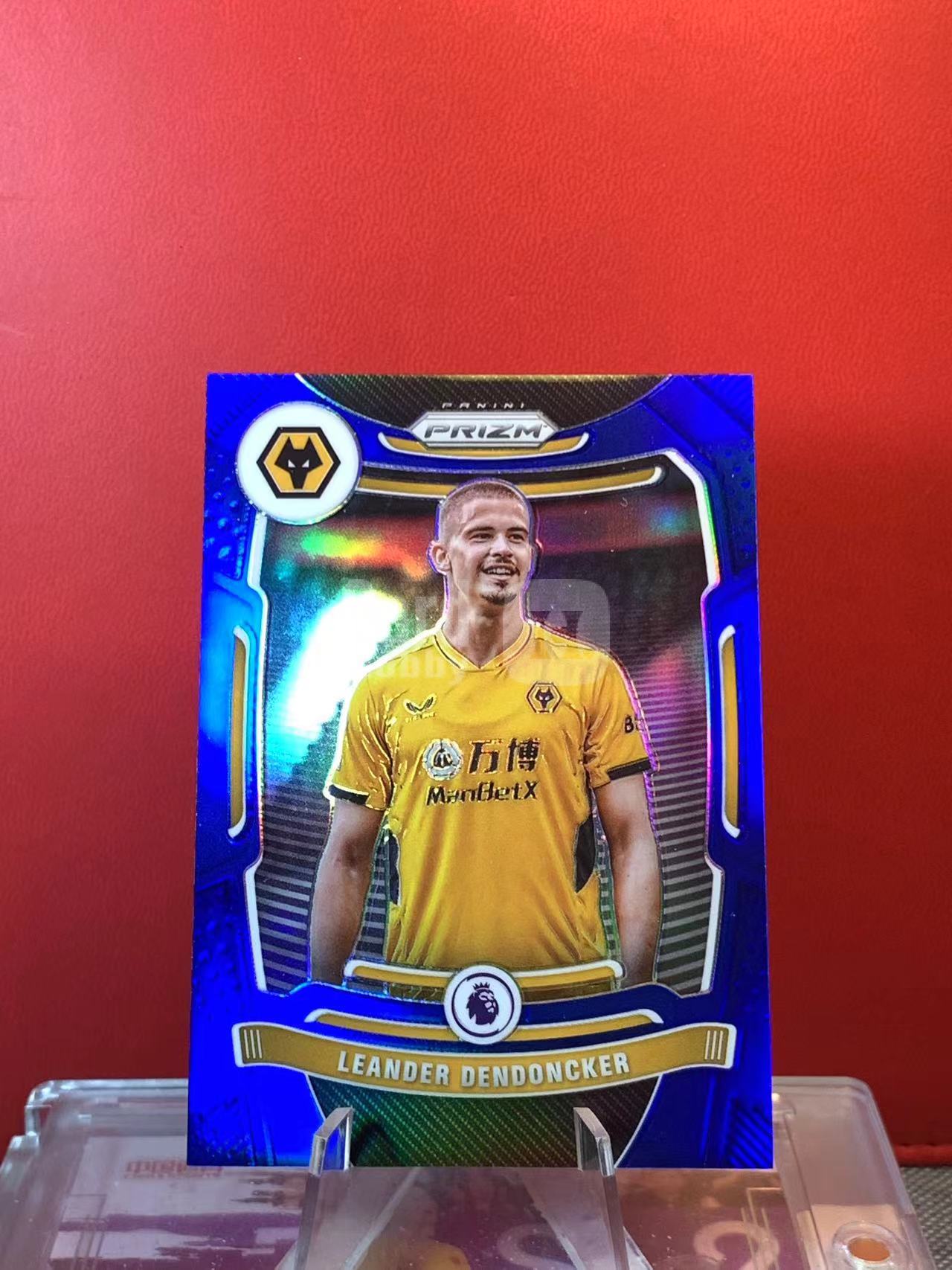 (詹叔代拍)2021-22 Panini Prizm 英超PZ Leander Dendoncker 莱安德 登东克尔 狼队 比利时 326/340编 蓝折 顺丰寄付 泰山