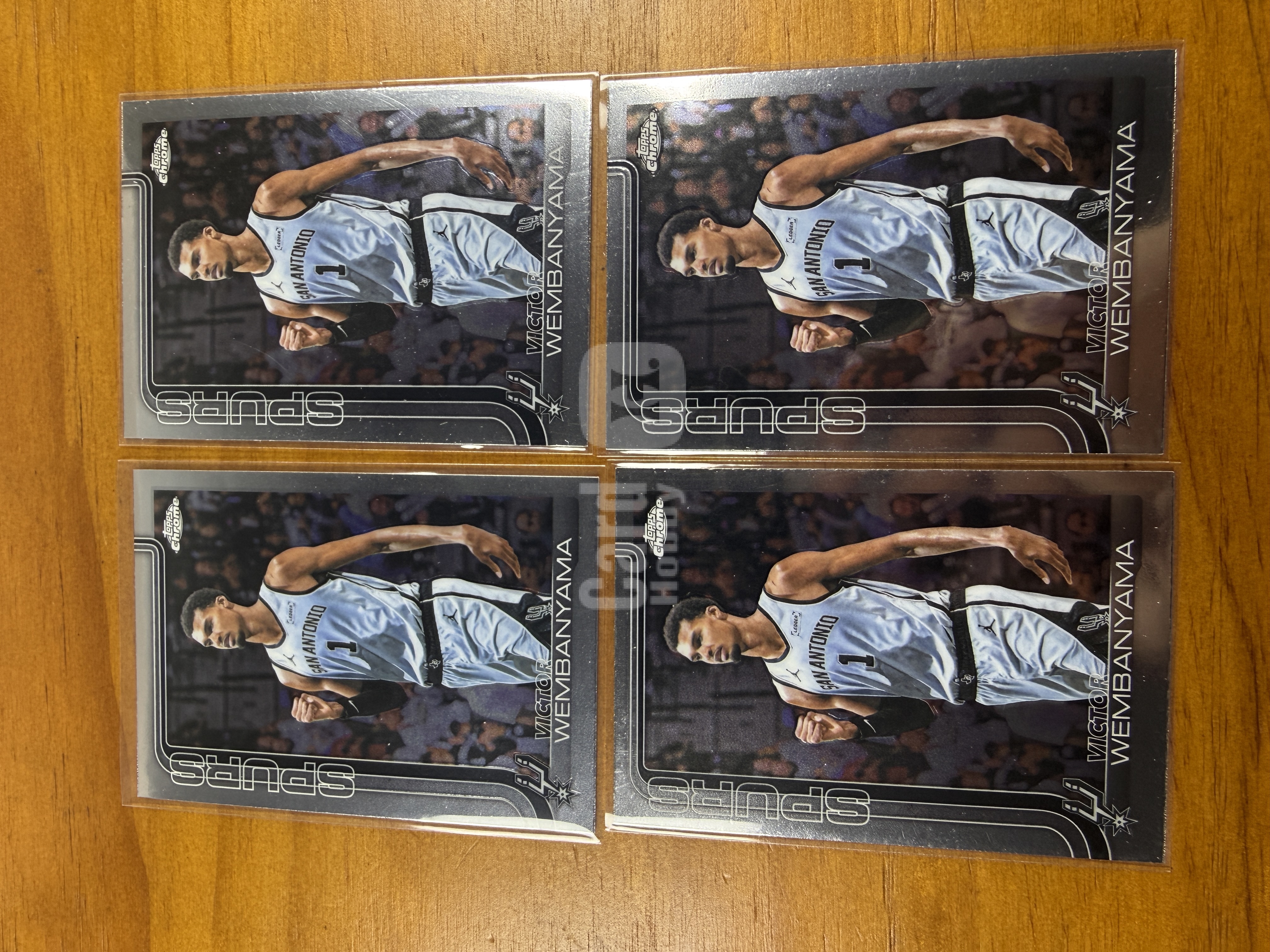 2025-26 Topps Chrome TC 圣安东尼奥马刺 维克托·文班亚马 基础卡 ×4 (海绵)