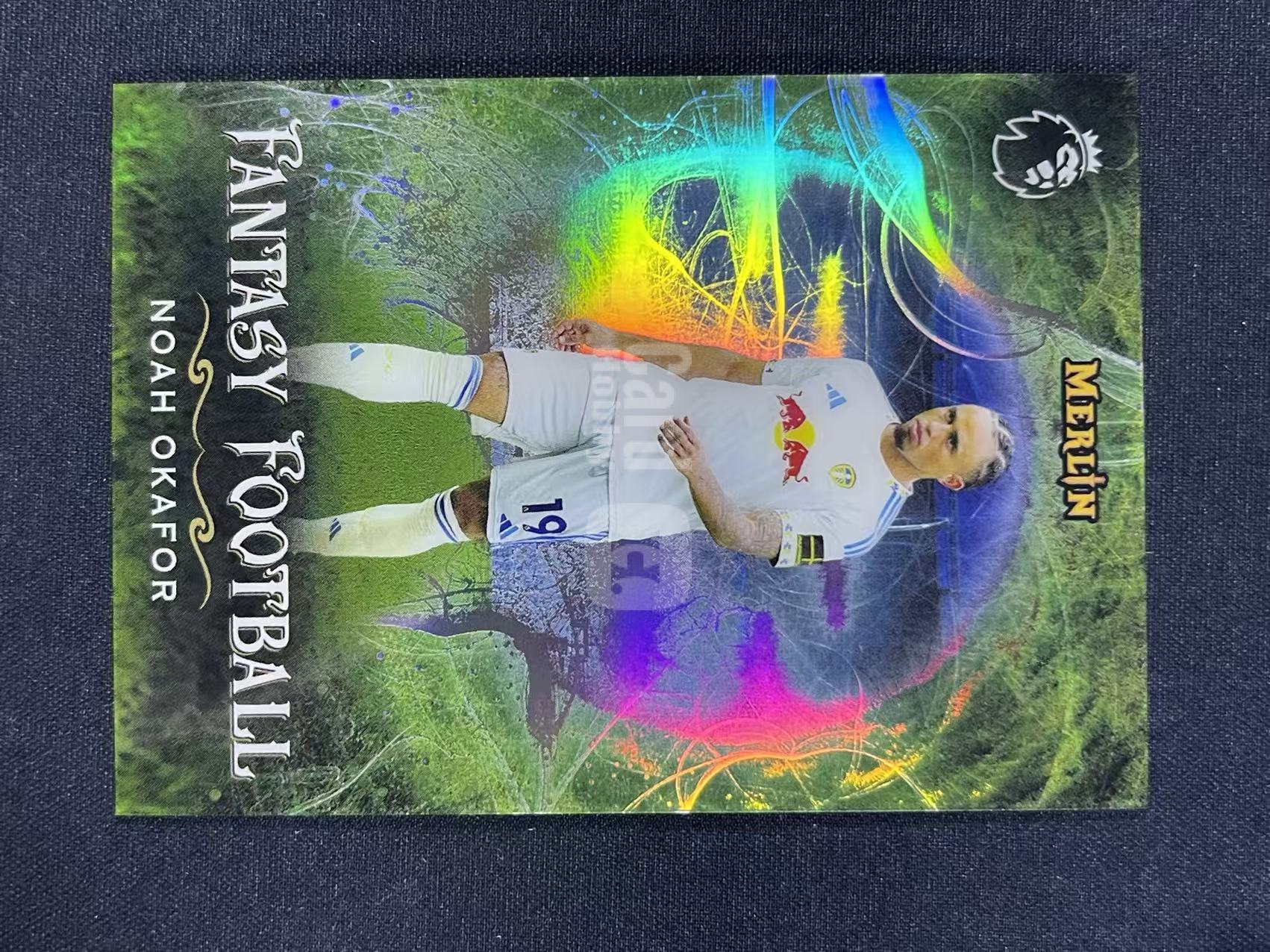 2026 Topps Premier Merlin Noah Okafor FF-21 英超梅林 奥卡福尔 Leeds United利兹联 Fantasy Football 梦幻足球特卡 微瑕如图
