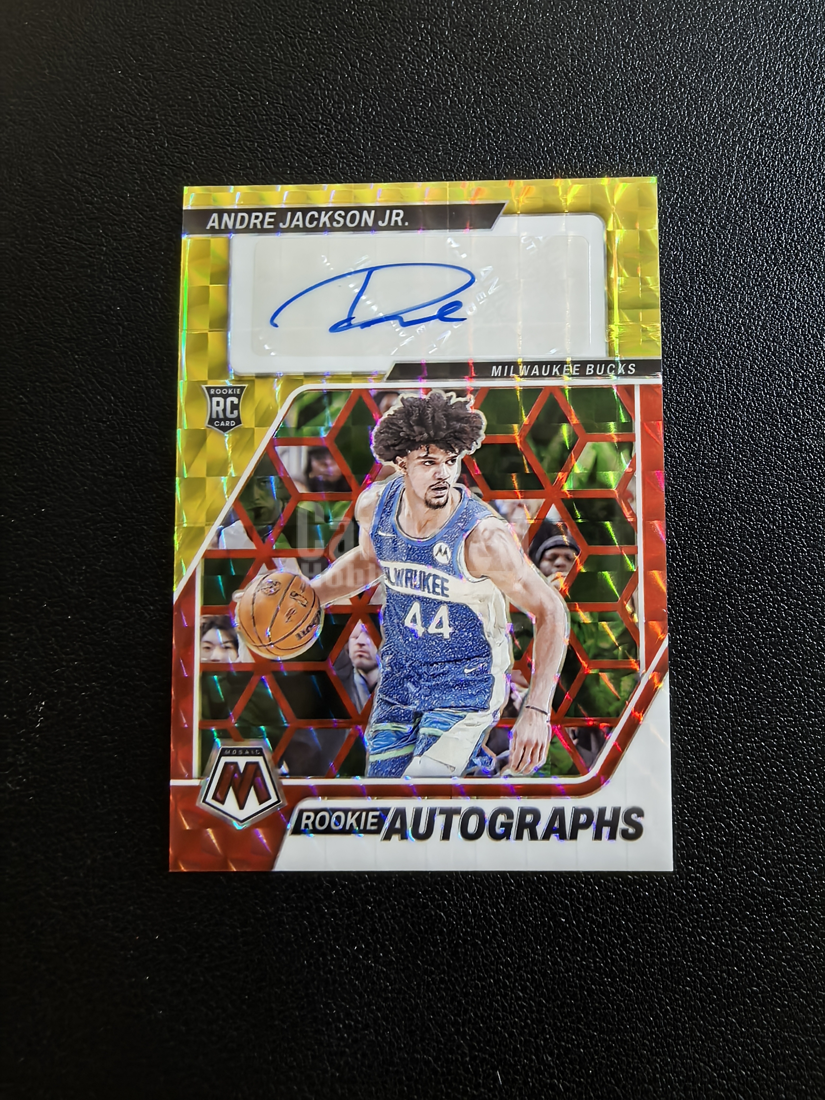 2023-24 Panini Mosaic Andre Jackson Jr. RC 马赛克 雄鹿 小安德烈杰克逊 新秀 签字 贴签 金红马赛克折 折射 实卡精美 卡品如图 冯总