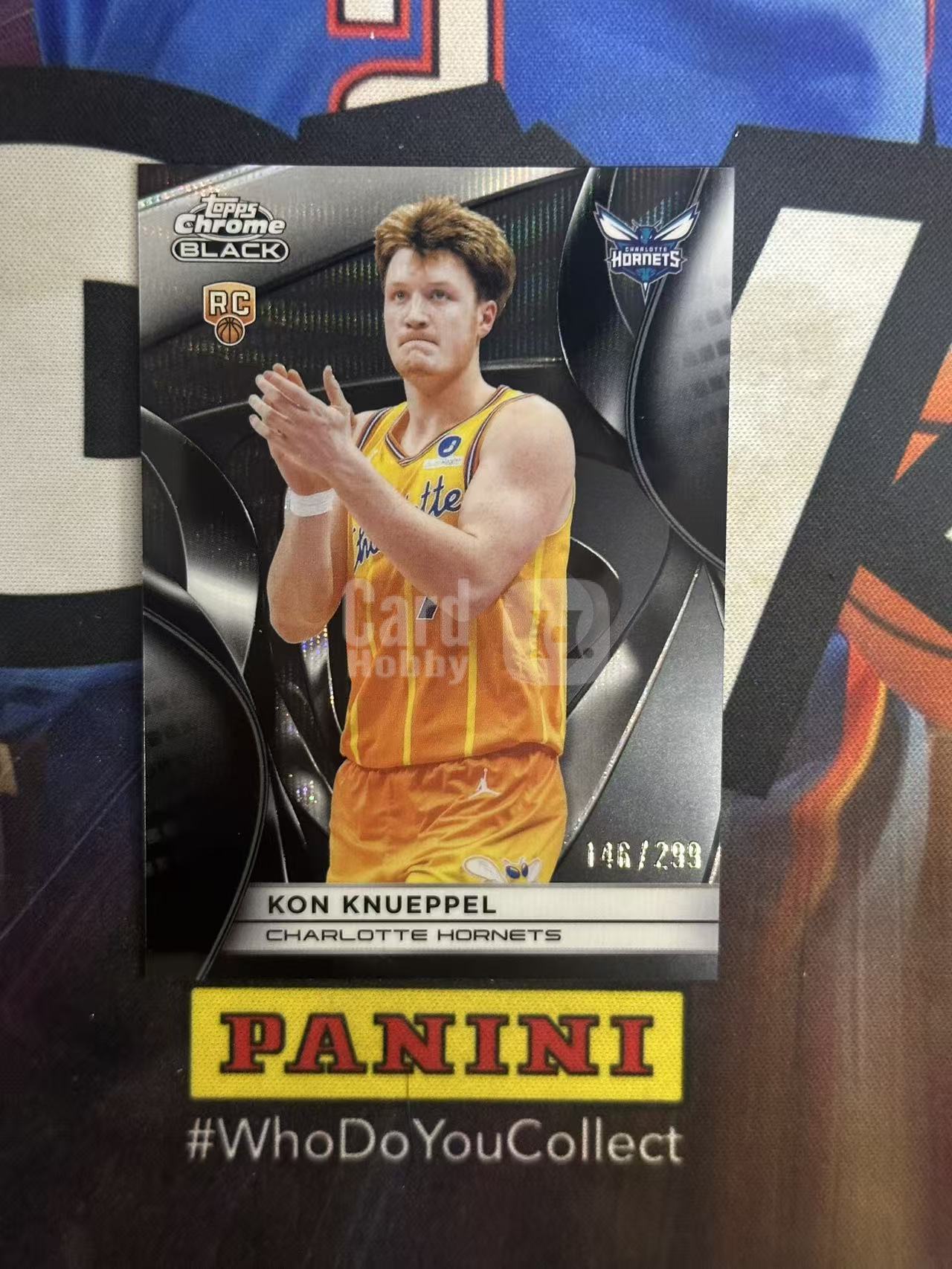 2026 Topps Chrome Black Kon Knueppel RC 【小猪包代卖】黄蜂 克努佩尔 299编 银波纹 黑盒 base 新秀 文西