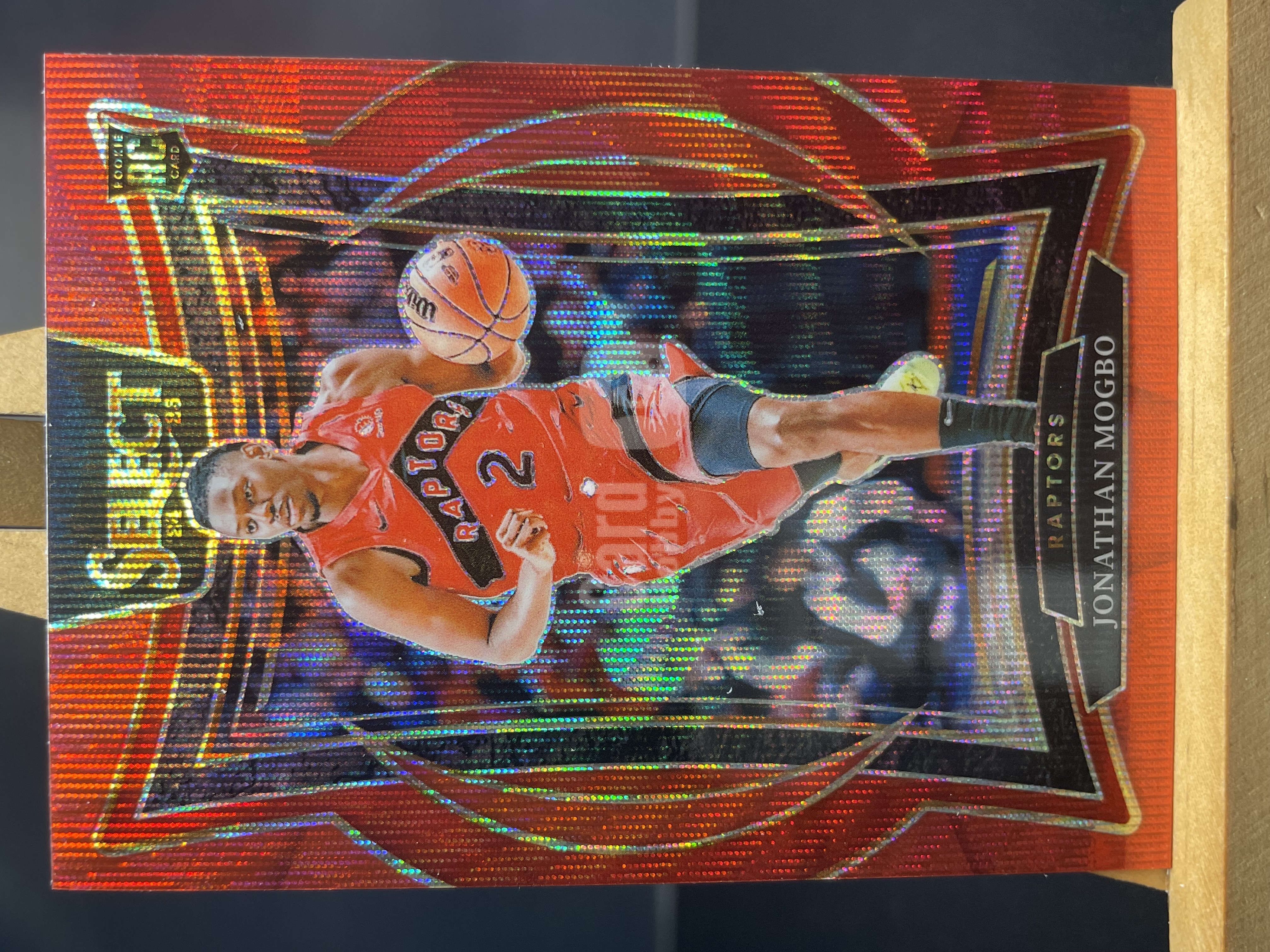 (B6) 2024-25 PANINI SELECT 红波纹 新秀RC 乔纳森 莫格博 猛龙  近期大热球星 收藏凑套必备 卡品如图 ！！！