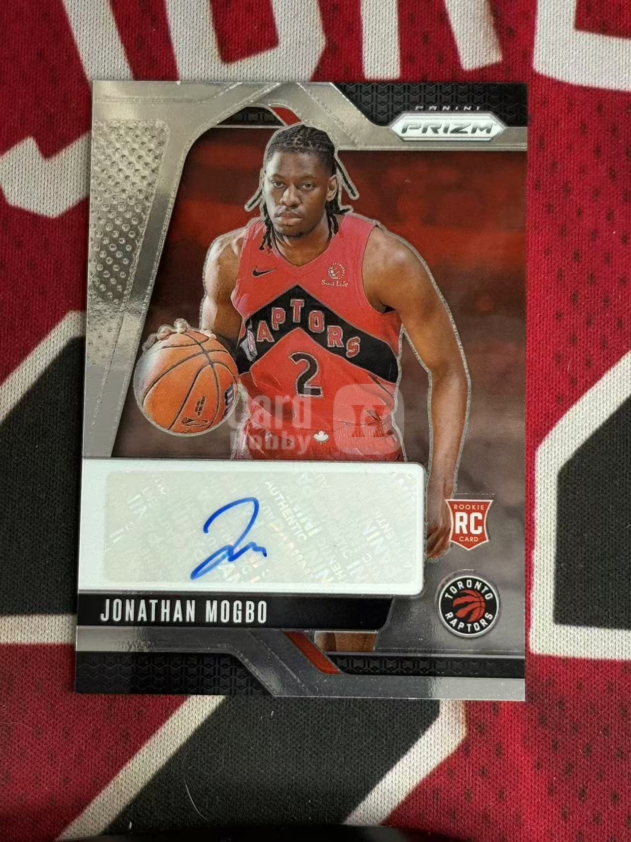 2024-25 PANINI PRIZM JONATHAN MOGBO PZ系列 猛龙 新秀RC 乔纳森莫博 莫格博 签字卡 正新秀签字卡 专收凑套必备【烂臭嘴拍卖】
