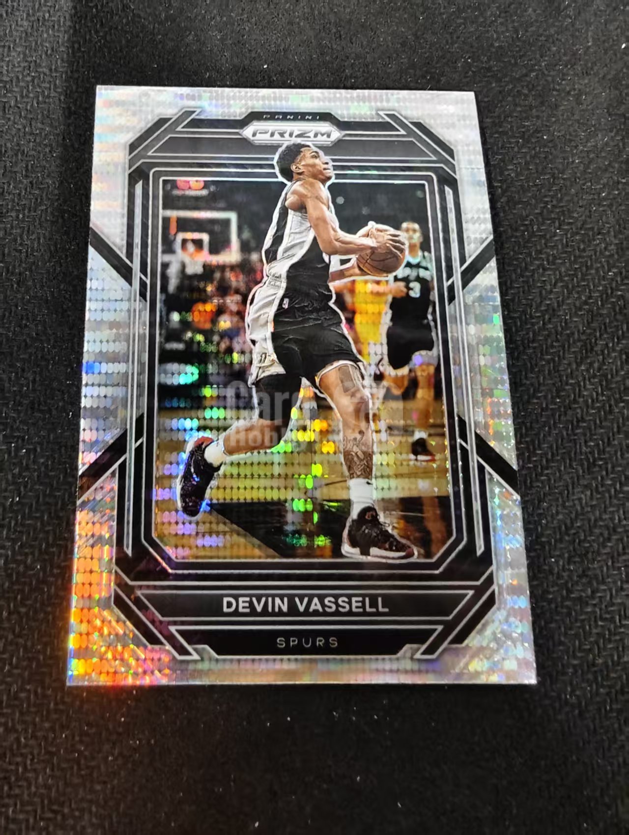 2022-23 Panini Prizm Devin Vassell 马刺 德文瓦塞尔 脉冲折 PZ 划痕 边角瑕疵 #207
