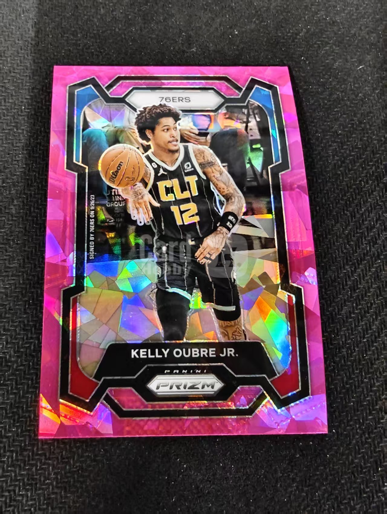 2023-24 Panini Prizm Kelly Oubre Jr. 凯利 乌布雷 76人 粉碎冰 PZ 划痕 边角瑕疵 #257