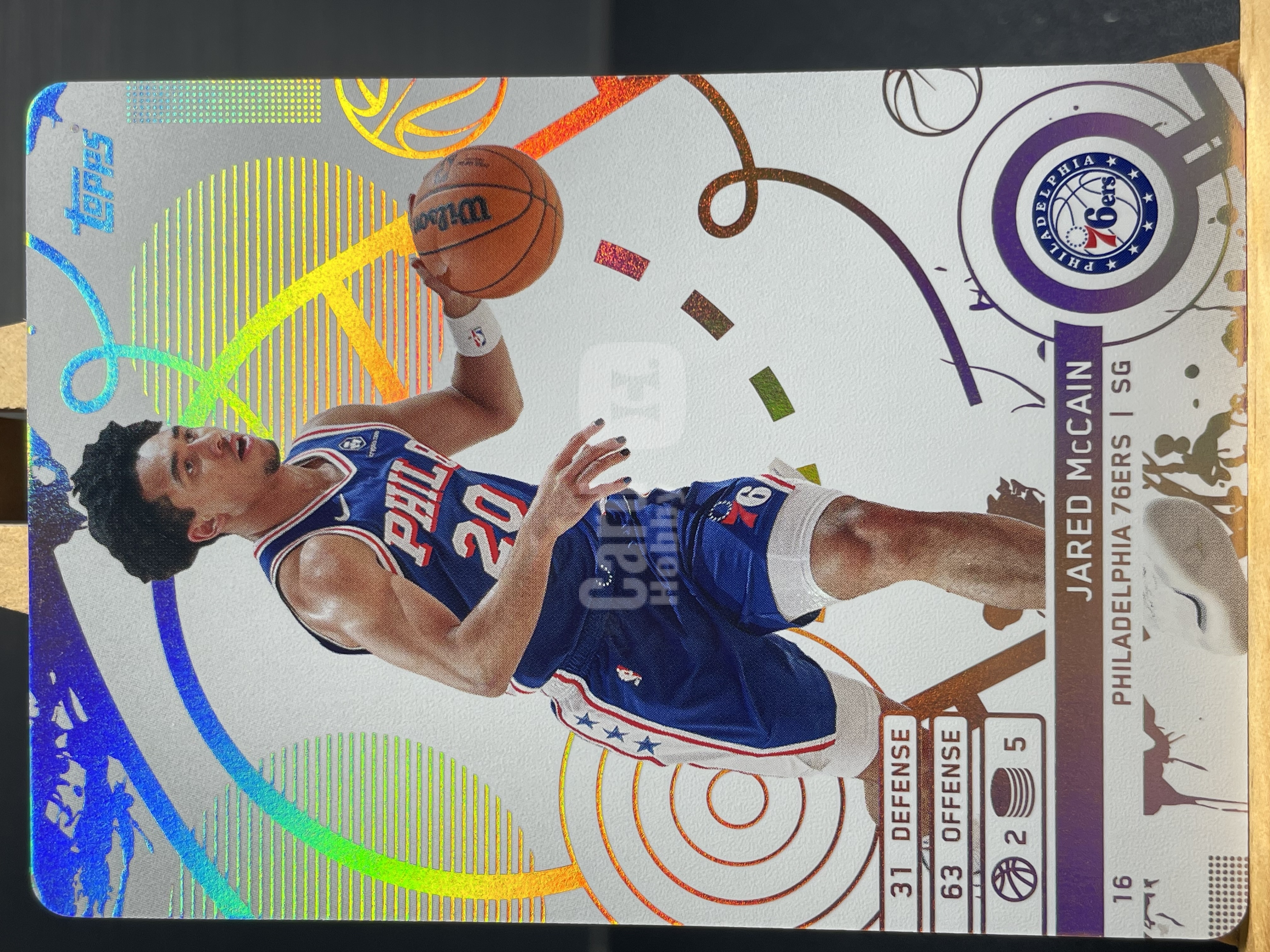 (T3) 2025 TOPPS 折射 贾里德 麦凯恩 76人 实卡好看 收藏凑套必备 卡品如图!!!