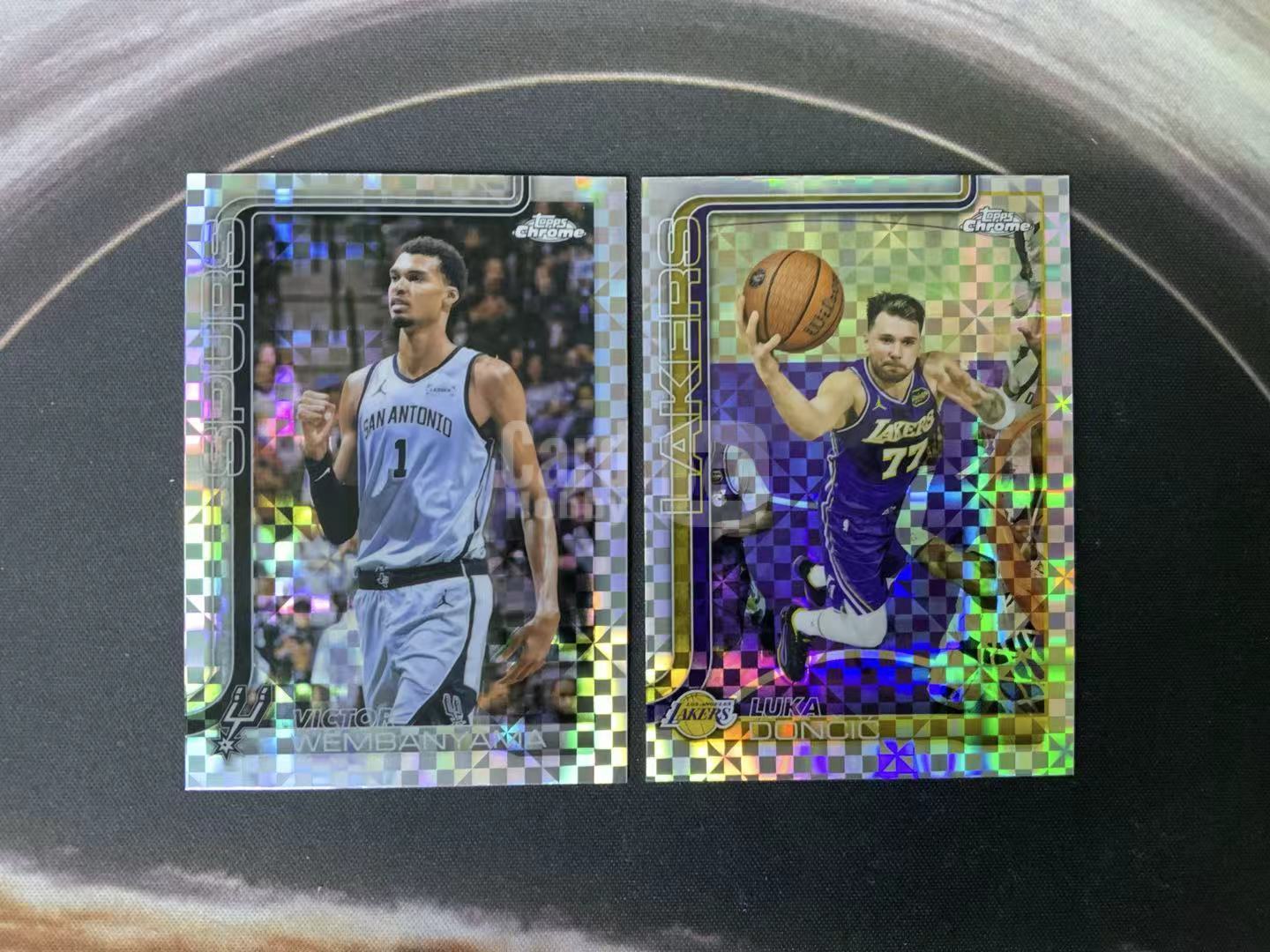 2026 Topps Chrome Victor Wembanyama RC tc update 维克托 文班亚马 卢卡 东契奇 格子折 棋盘折 卡品如图 跑跑