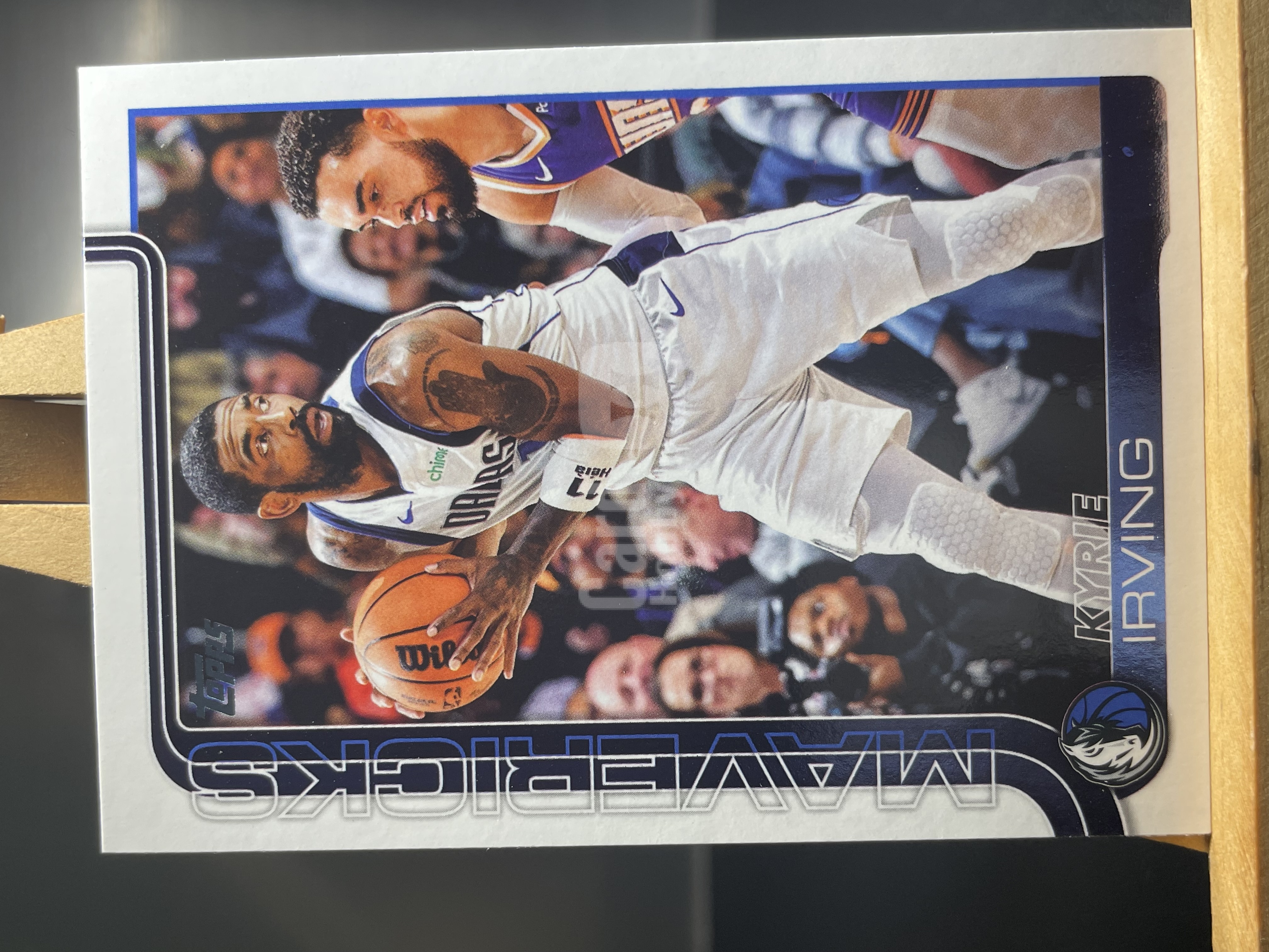 (A1) 2025 TOPPS BASE 末节终结者 欧文 欧神仙 独行侠 近期大热球星 收藏凑套必备 卡品如图 !!!