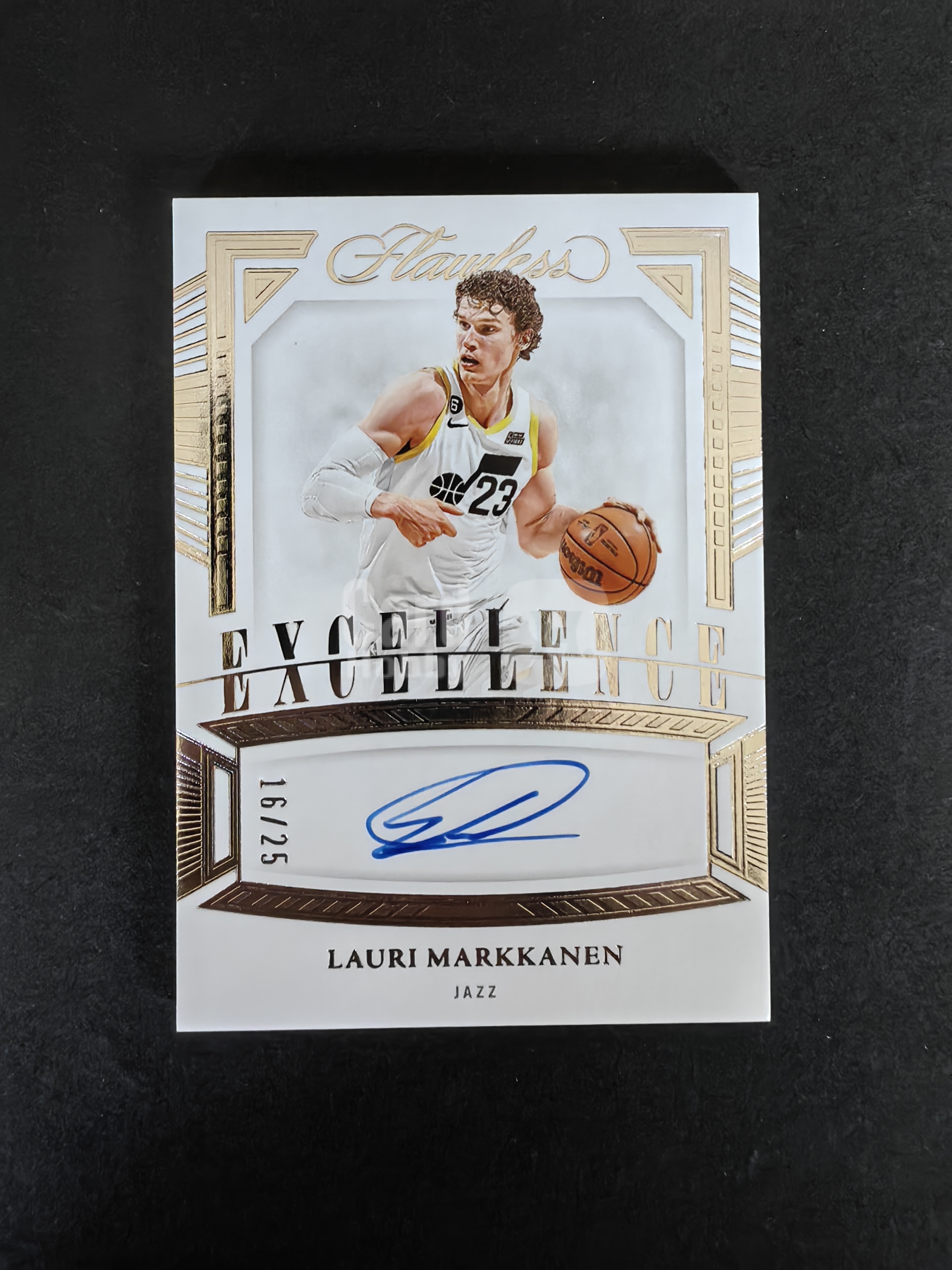 2022-23 Panini Flawless Lauri Markkanen #ES-LMK 手提 爵士 银平行 劳里 马尔卡宁 签字 16/25编 卡品如图
