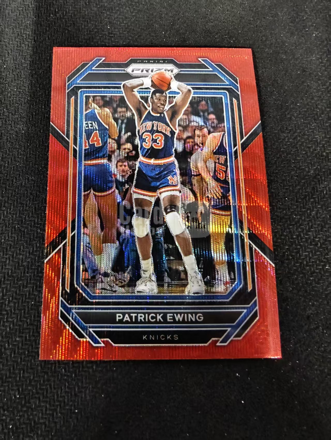 2022-23 Panini Prizm Patrick Ewing 帕特里克 尤因 尼克斯 红波纹 PZ 划痕 边角瑕疵 #275