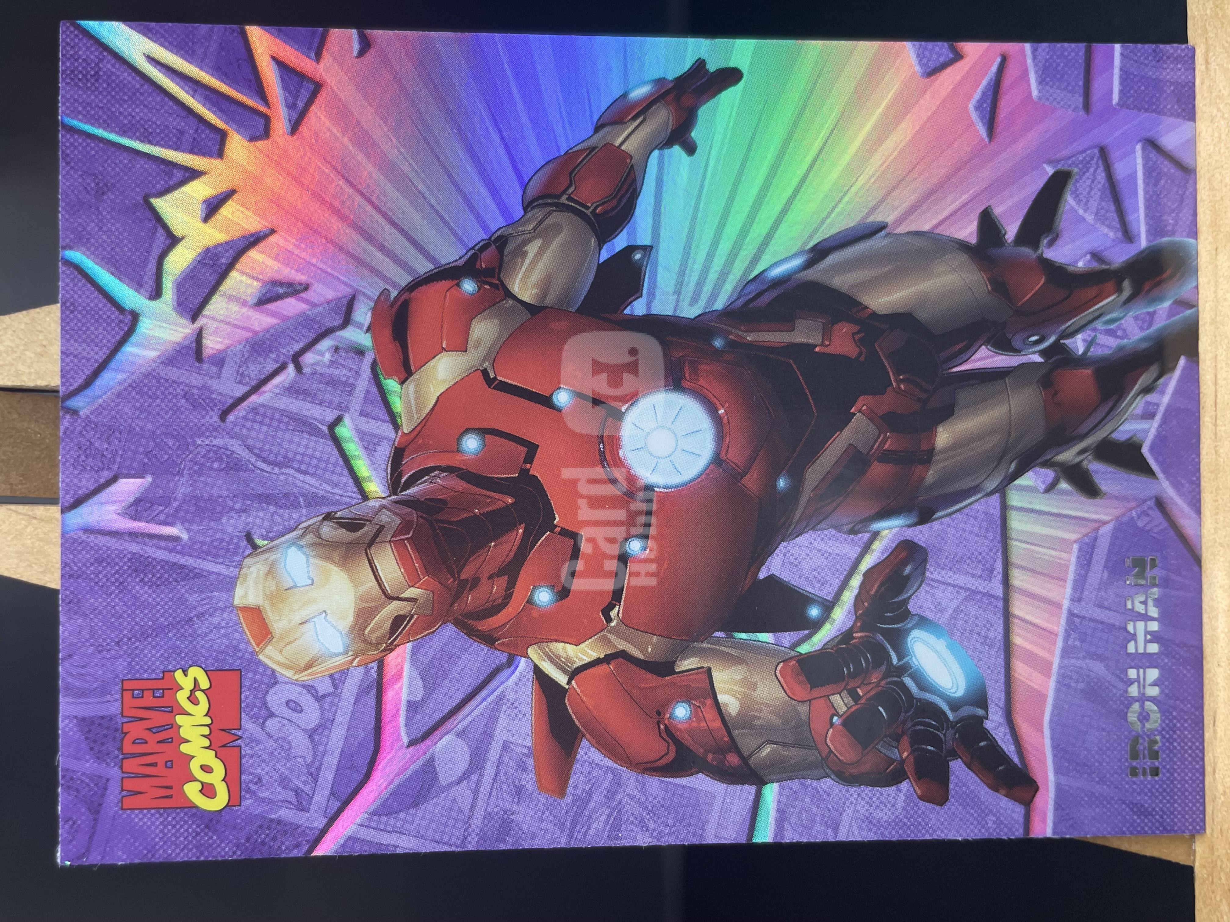 (T1)2023 漫威 FINDNG CARD MARVEL 折射 钢铁侠 实卡好看 收藏凑套必备 卡品如图 !!!