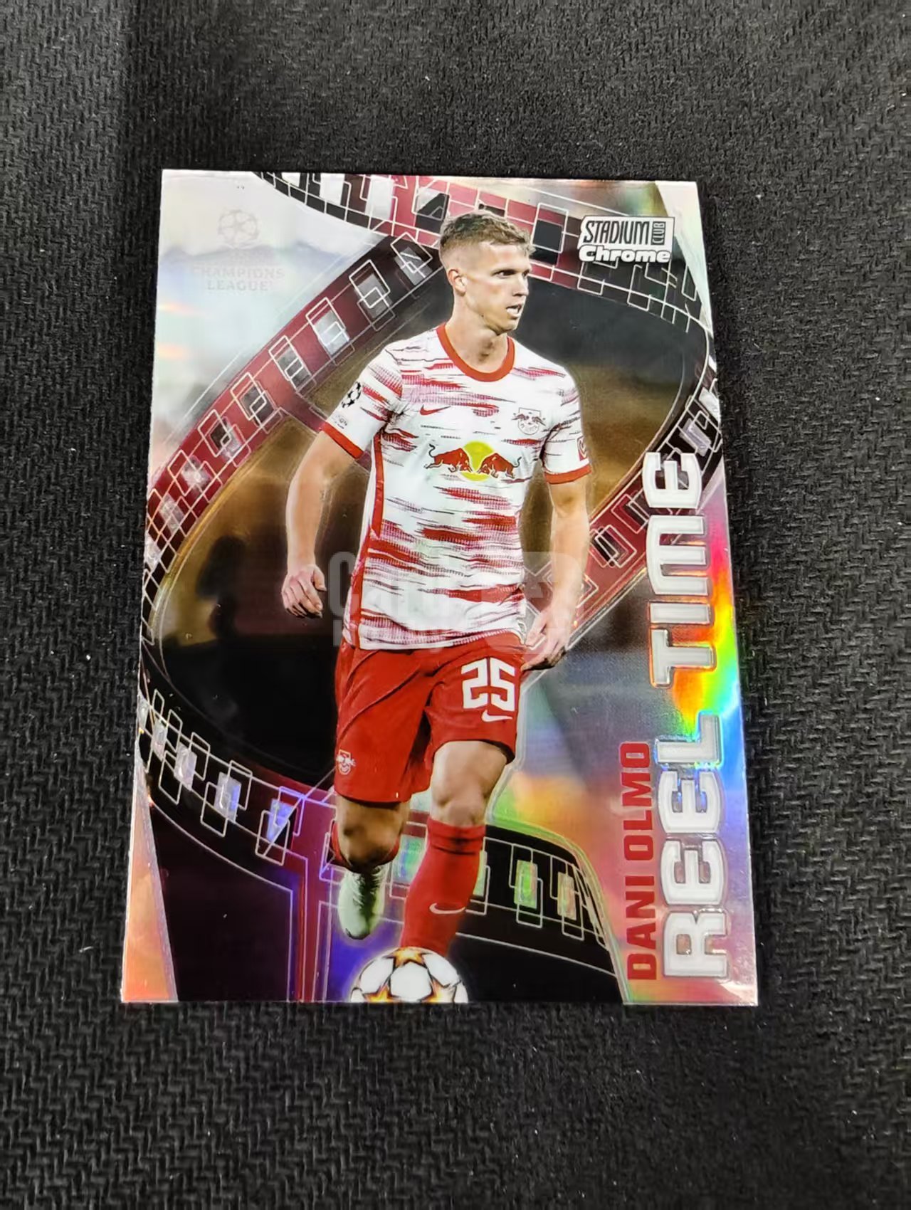 【可合并,不累计】2022 Topps Stadium Club Chrome Dani Olmo 莱比锡红牛 奥尔默 竞技场 欧冠 银折 特卡 划痕 边角瑕疵