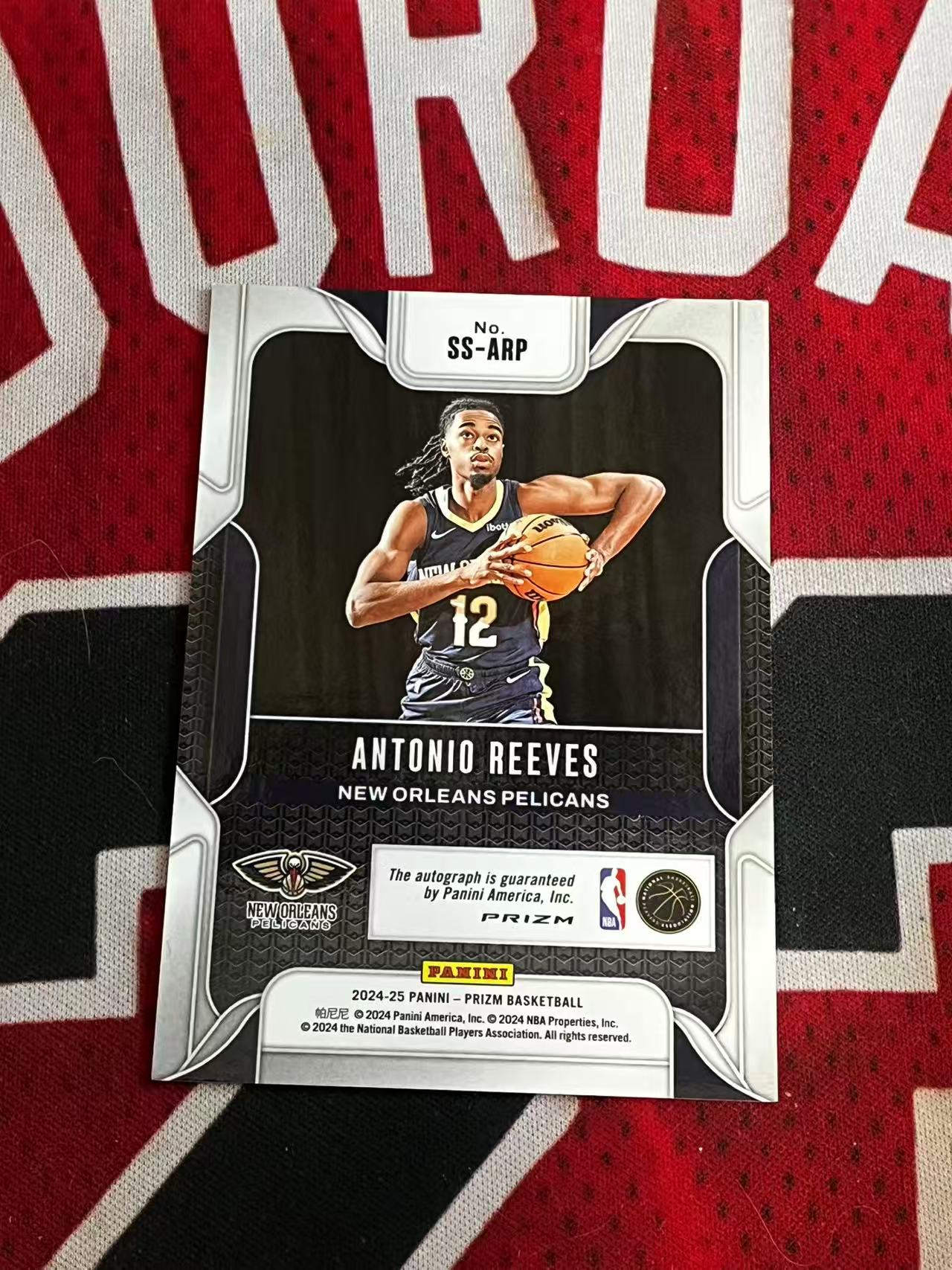 【接寄拍费率低至5%含卡淘手续费】2024-25 PANINI PRIZM PZ系列 鹈鹕 新秀RC 安东尼奥里夫斯 签字卡 正新秀SS签 红圈圈折 折射 专收凑套必备【烂臭嘴拍卖】