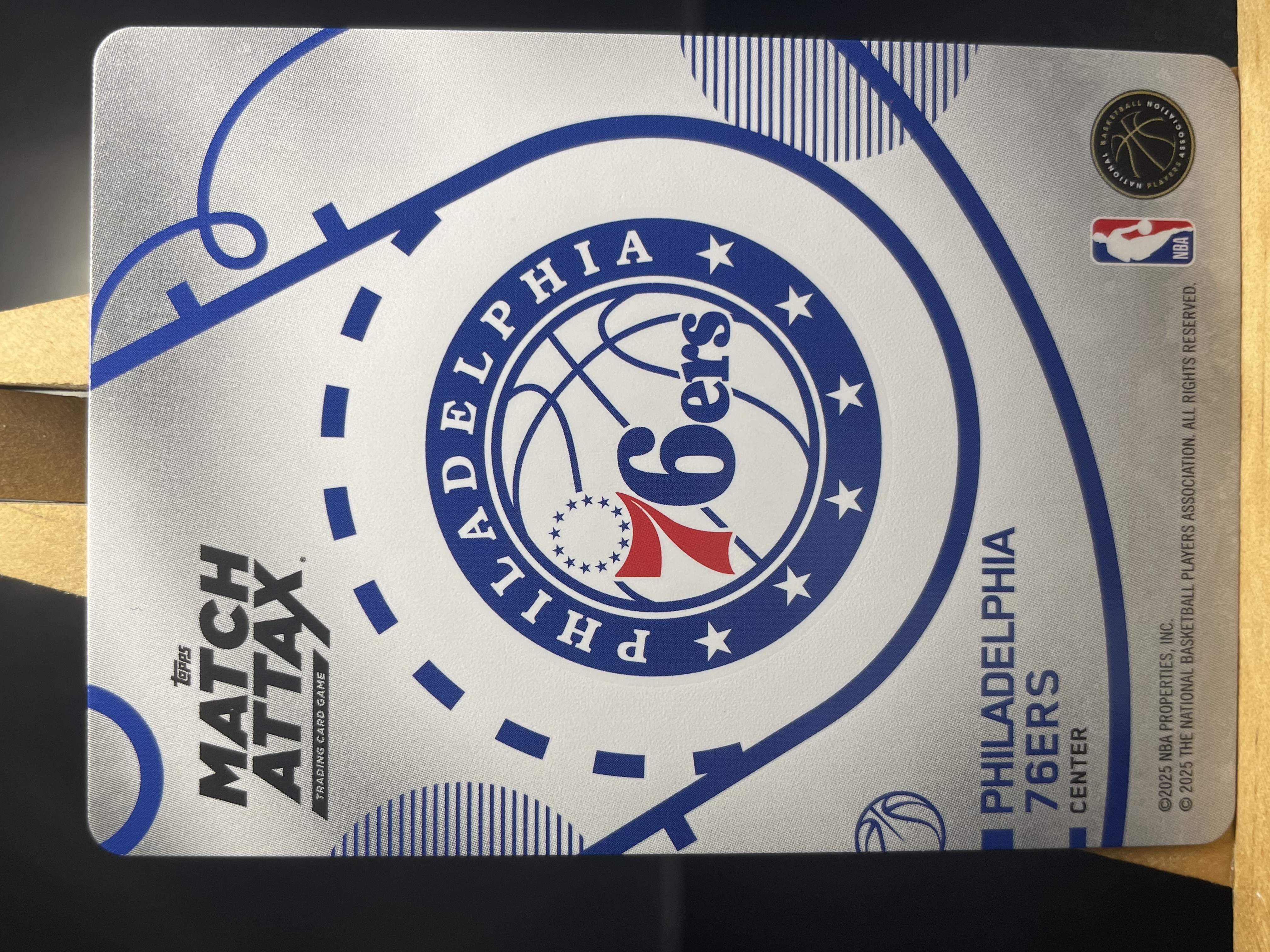 (T1) 2025 TOPPS 大帝 恩比德 76人 近期大热球星 收藏必备 卡品如图 ! ! !