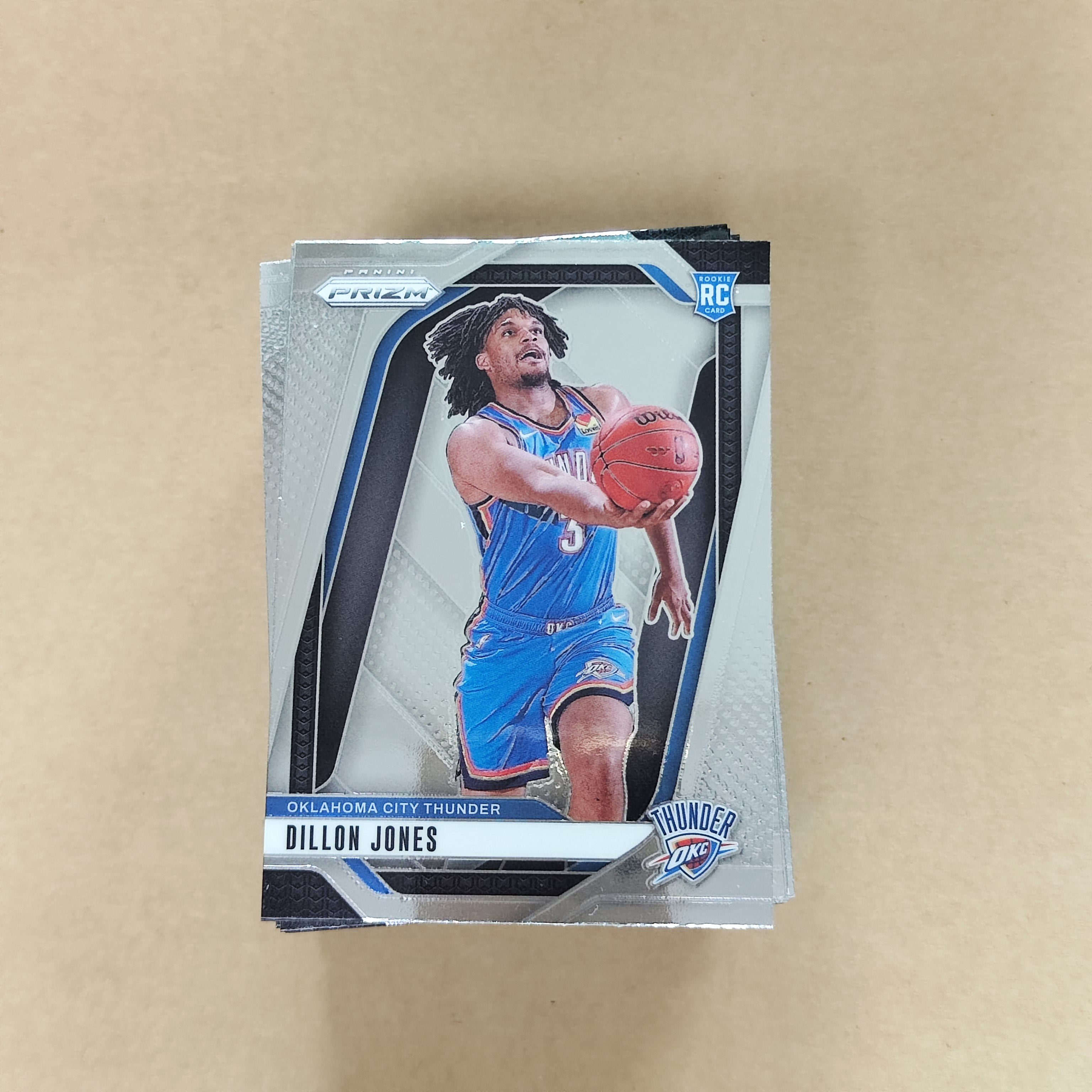 2024-25 【HADE拍卖-手续费0％】 prizm Dillon Jones 琼斯   rc新秀  单卡base 卡品如图ZKB50