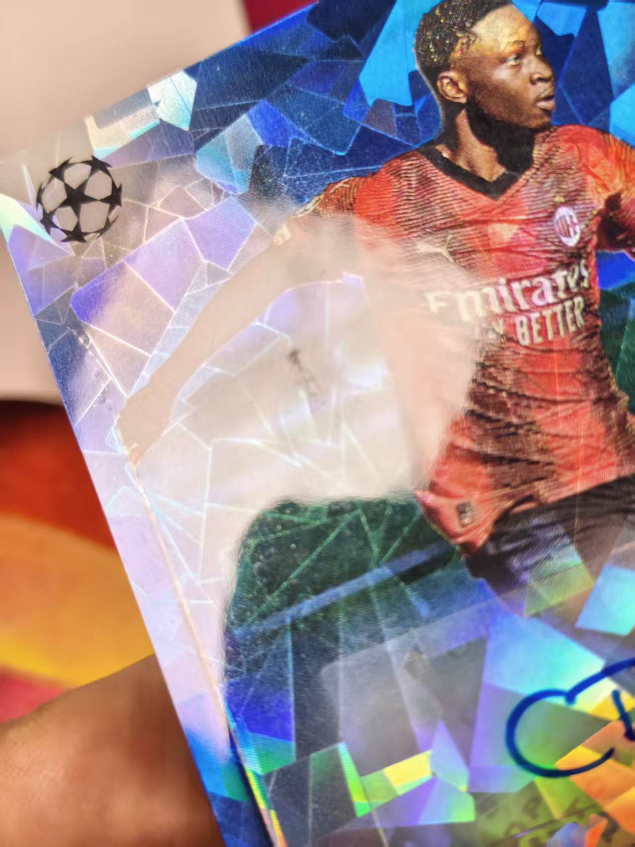 2024Topps Chrome 欧冠 蓝宝石 tc 查卡 特劳雷 AC米兰 RC新秀 签字 蓝碎冰折 Chaka Traore 瑕疵如图 收藏必备 x1