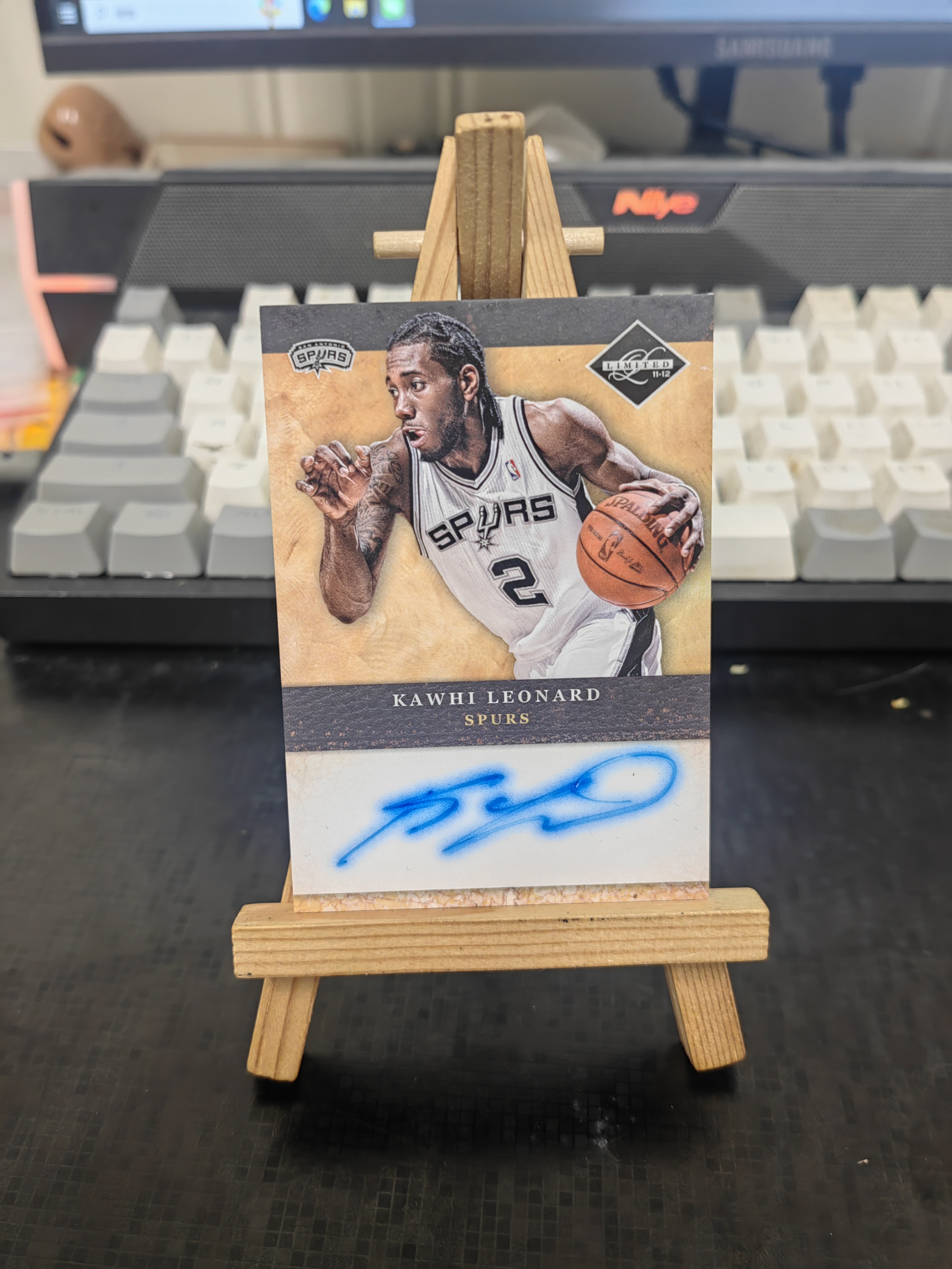 2012 Panini Limited Kawhi Leonard RC 【来福拍卖】雷米特 马刺 科怀 伦纳德 小卡 新秀 签字 卡签 卡品如图