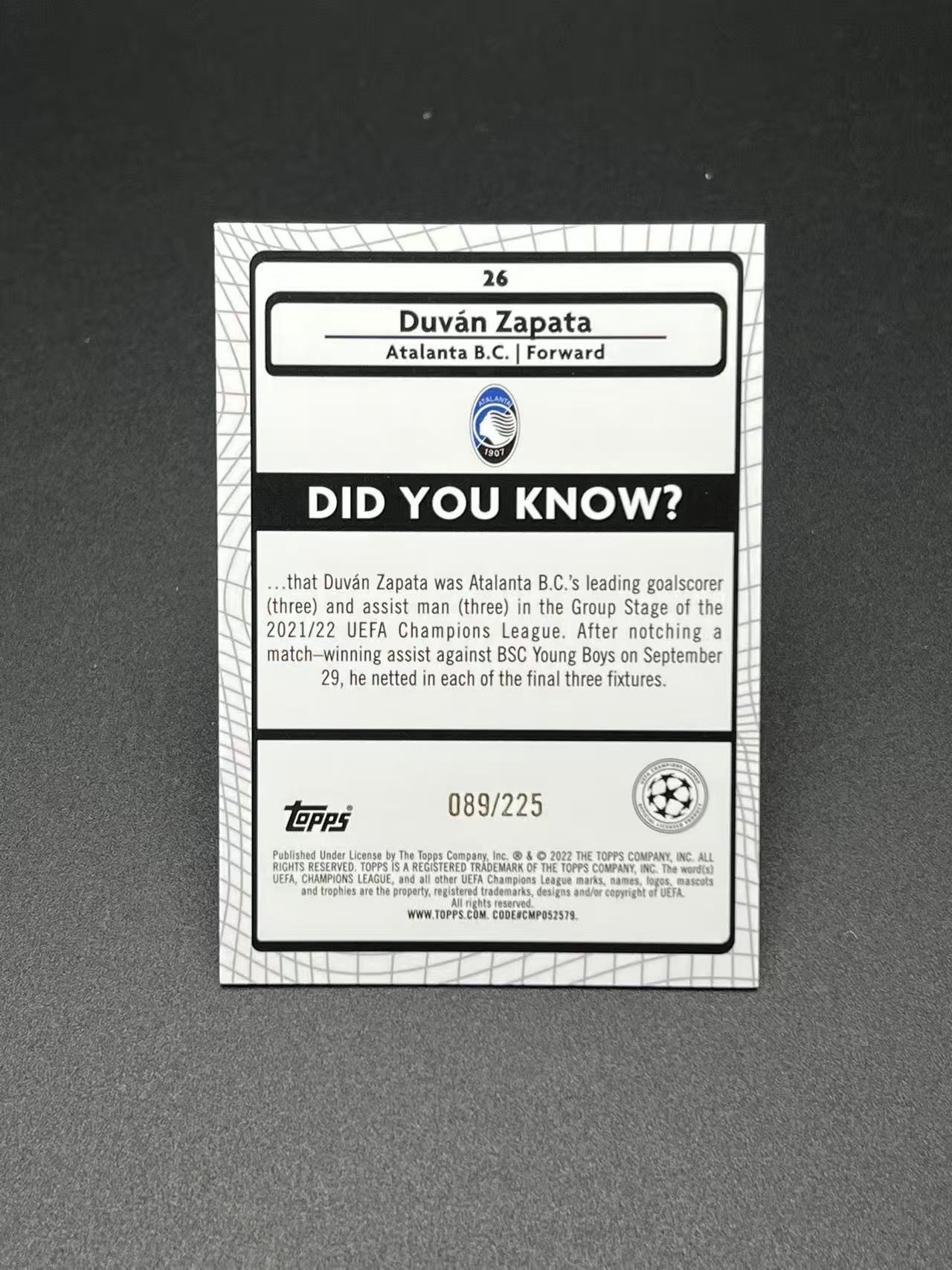 2022 Topps Merlin Duvan Zapata 【湖水蓝拍卖】 萨帕塔 亚特兰大 欧冠 梅林 黄波纹折 225编 专收必备