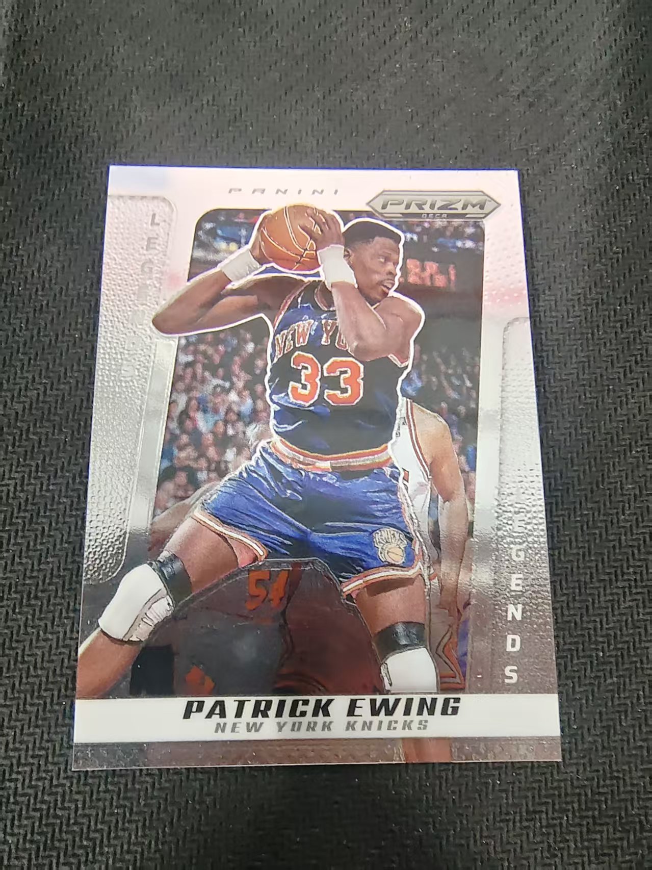 【可合并,不累计】2024-25 Panini Prizm Deca Patrick Ewing 尼克斯 帕特里克 尤因 大猩猩 PZ 复刻 划痕 边角瑕疵 #209