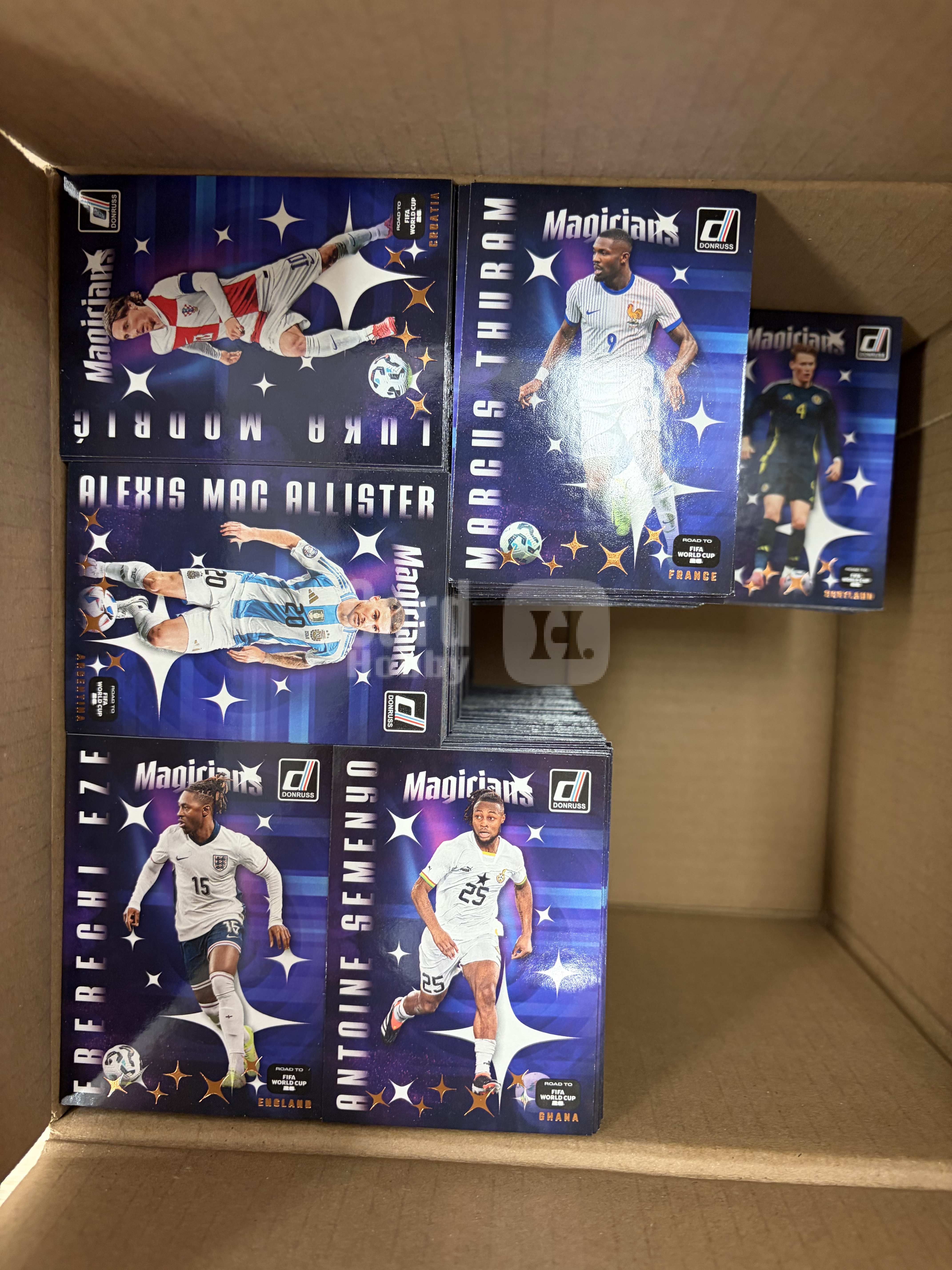 2025-26 Panini Donruss Base 帕尼尼 杜蕾斯世界杯之路 magicians特卡 整箱均为魔术师特卡! 1800张左右银平行铜平行都有 不保人物不保卡品顺丰到付介意勿拍 #24