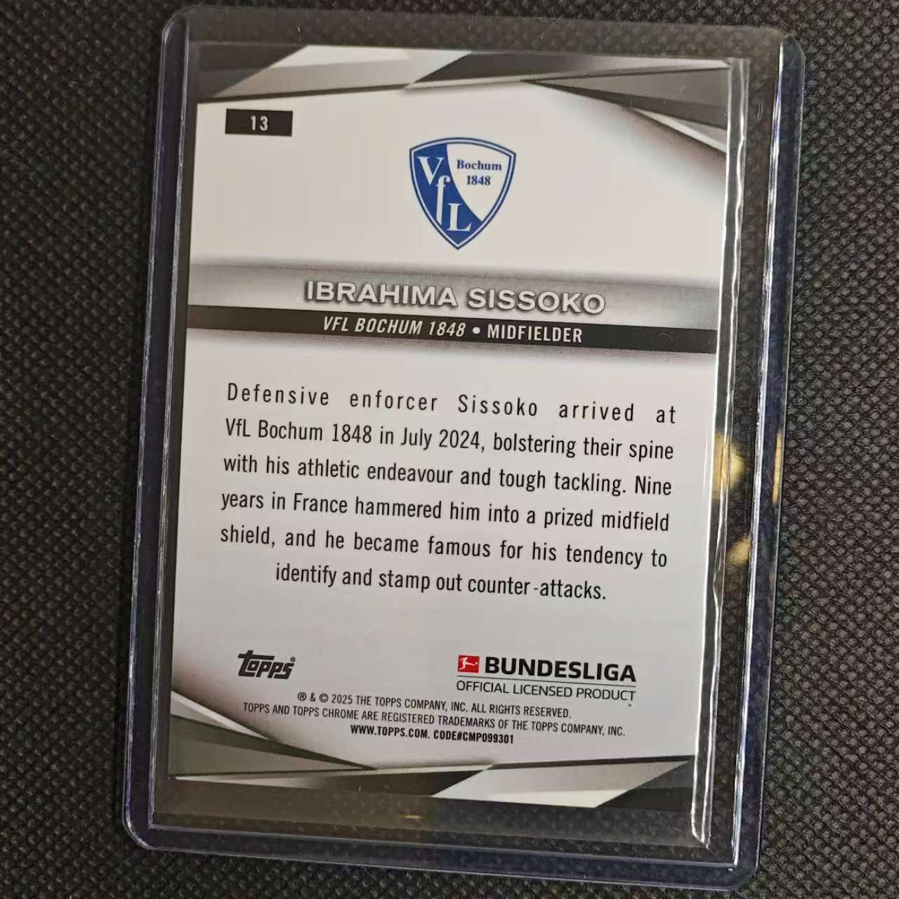 2025 Topps Chrome Ibrahima Sissoko 团长#德甲蓝宝石 易卜拉希马 西索科 波鸿 德甲 01/99编 首编 绿碎冰折 不保卡品细节看图