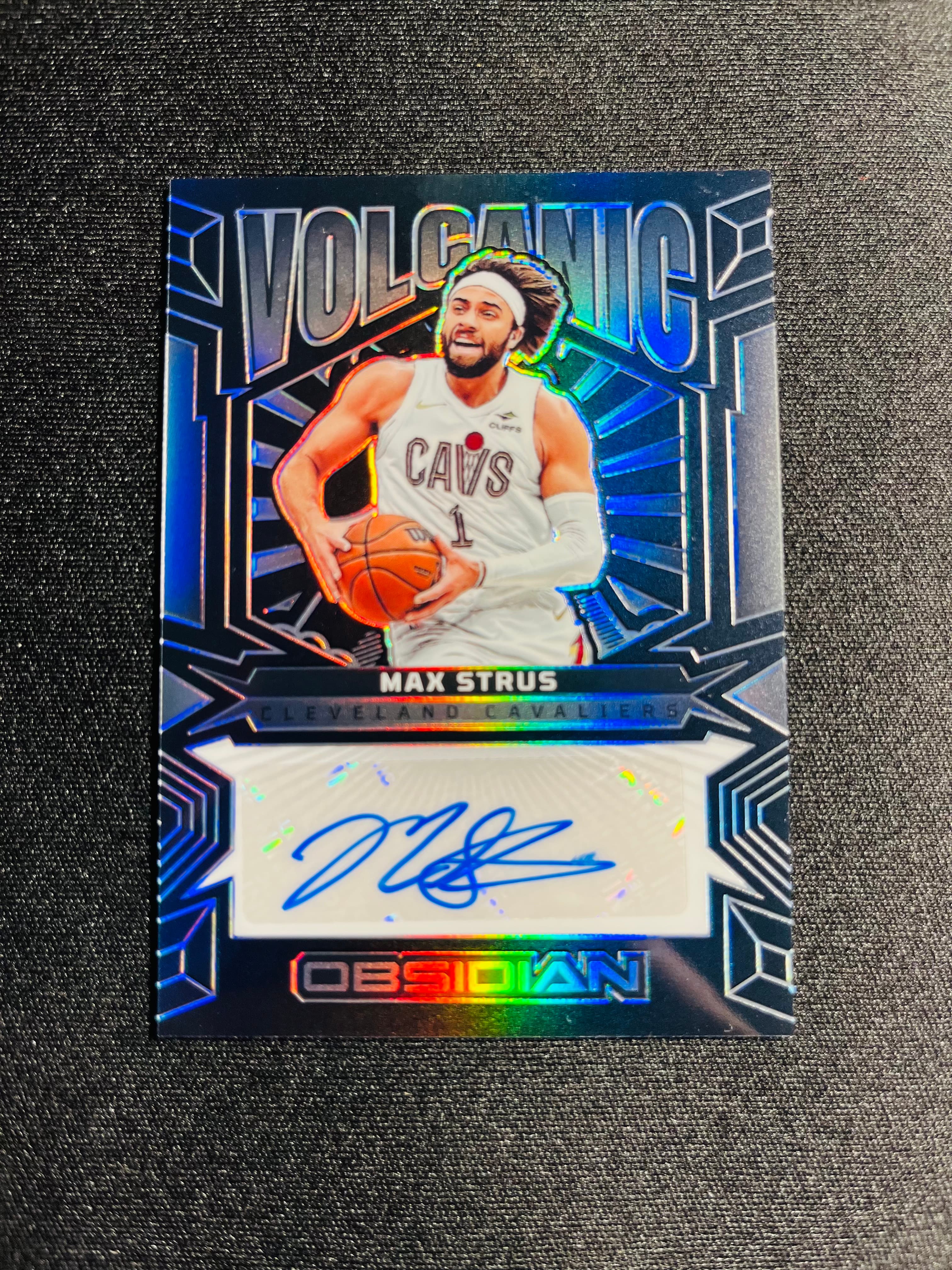 【VC拍卖0手续费到卡预付90%】2024-25 Obsidian 黑曜石 骑士 马克西 斯特鲁斯 115编 签字 选图帅气 实卡好看 收藏必备——ZZW