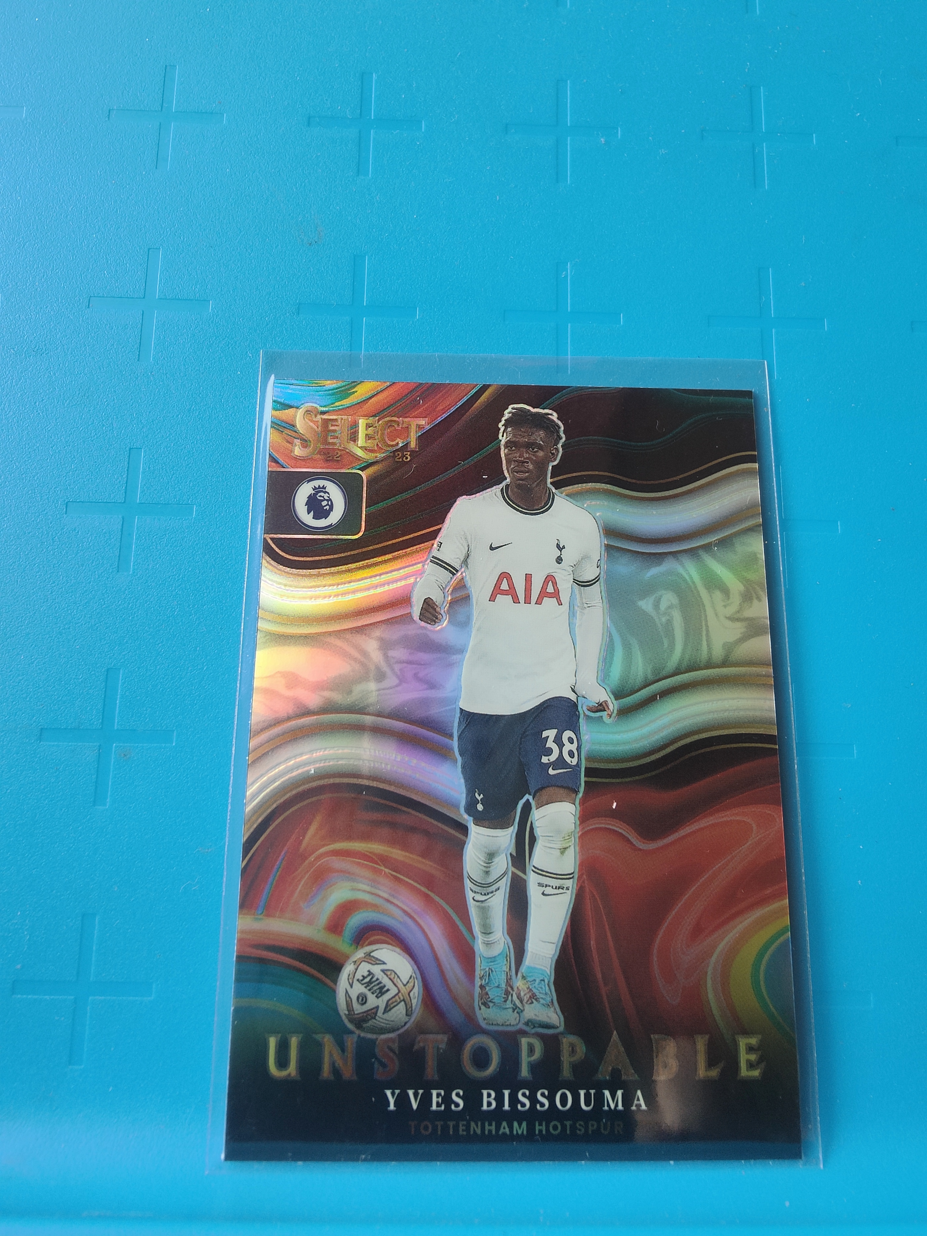 2022-23 Panini Select Yves Bissouma 英超 UNSTOPPABLE 特卡 毕锁马 热刺 银折 折射 卡品如图 X018A