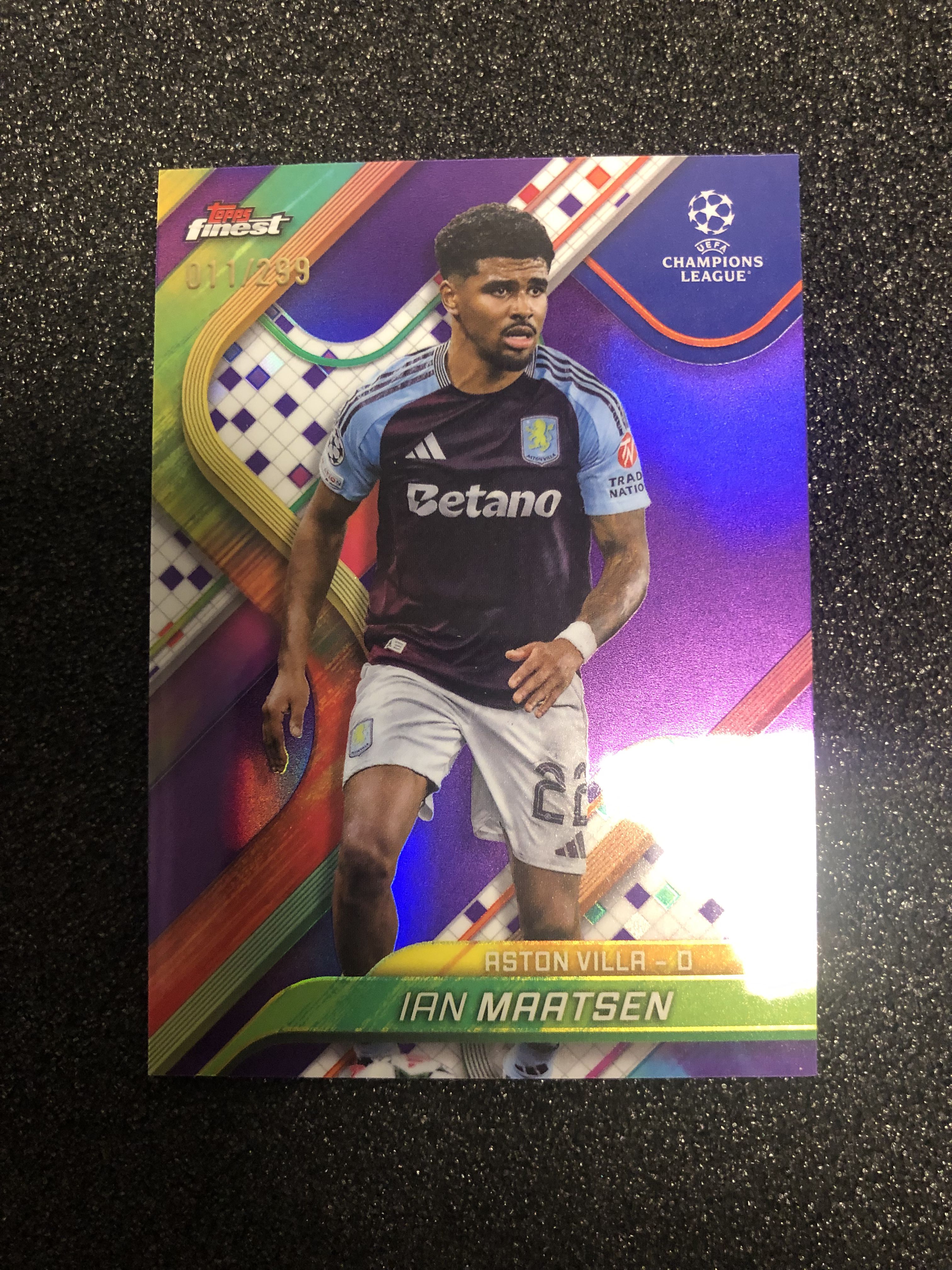 2024-25 Topps Finest ian maatsen 欧战finest 马特森 荷兰 阿斯顿维拉 299编 紫折 011/299 卡品如图 凑套收藏必备