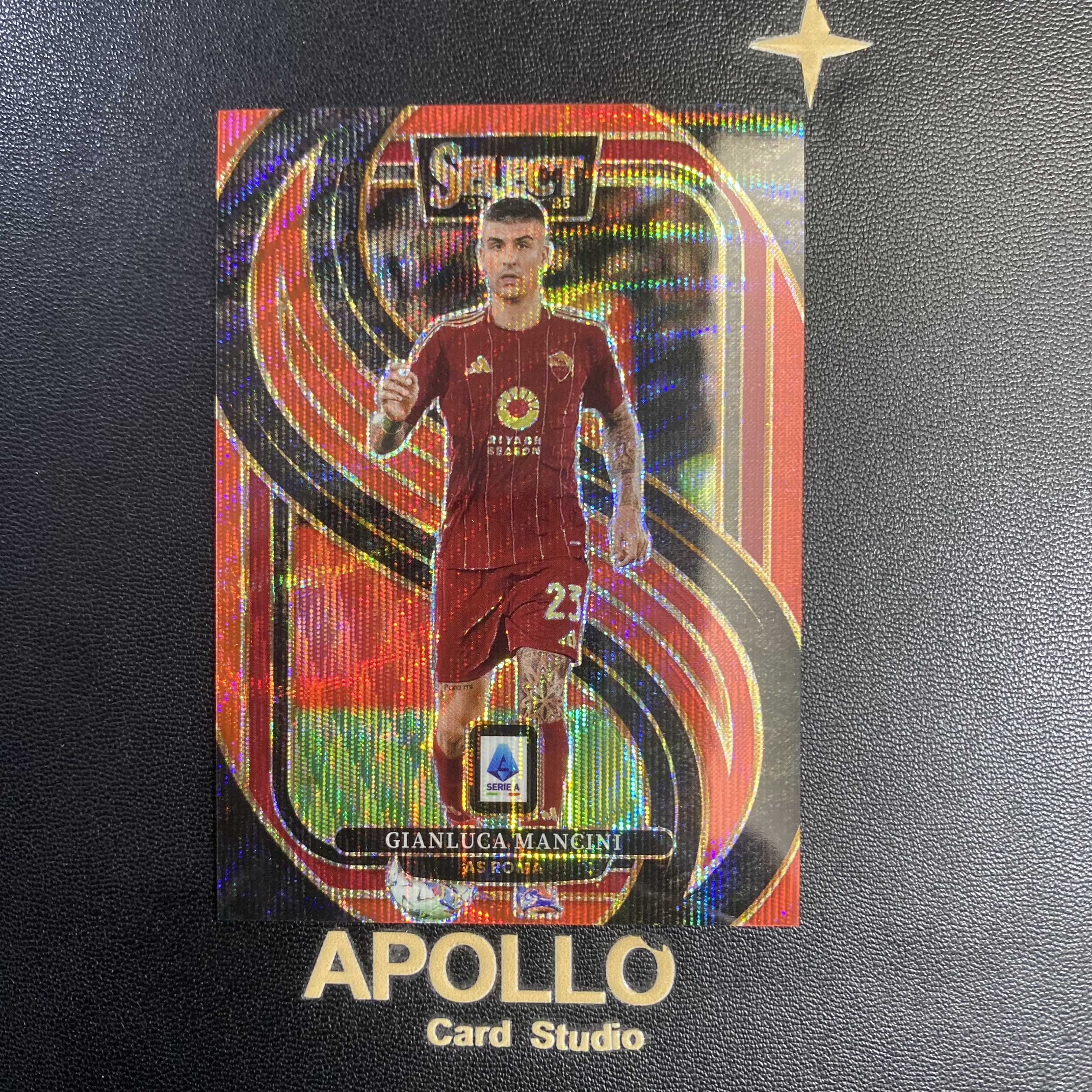 2024-25 Panini Select Gianluca Mancini 曼奇尼 意甲 罗马 38编 二级 红波纹折 卡品如图 -枫