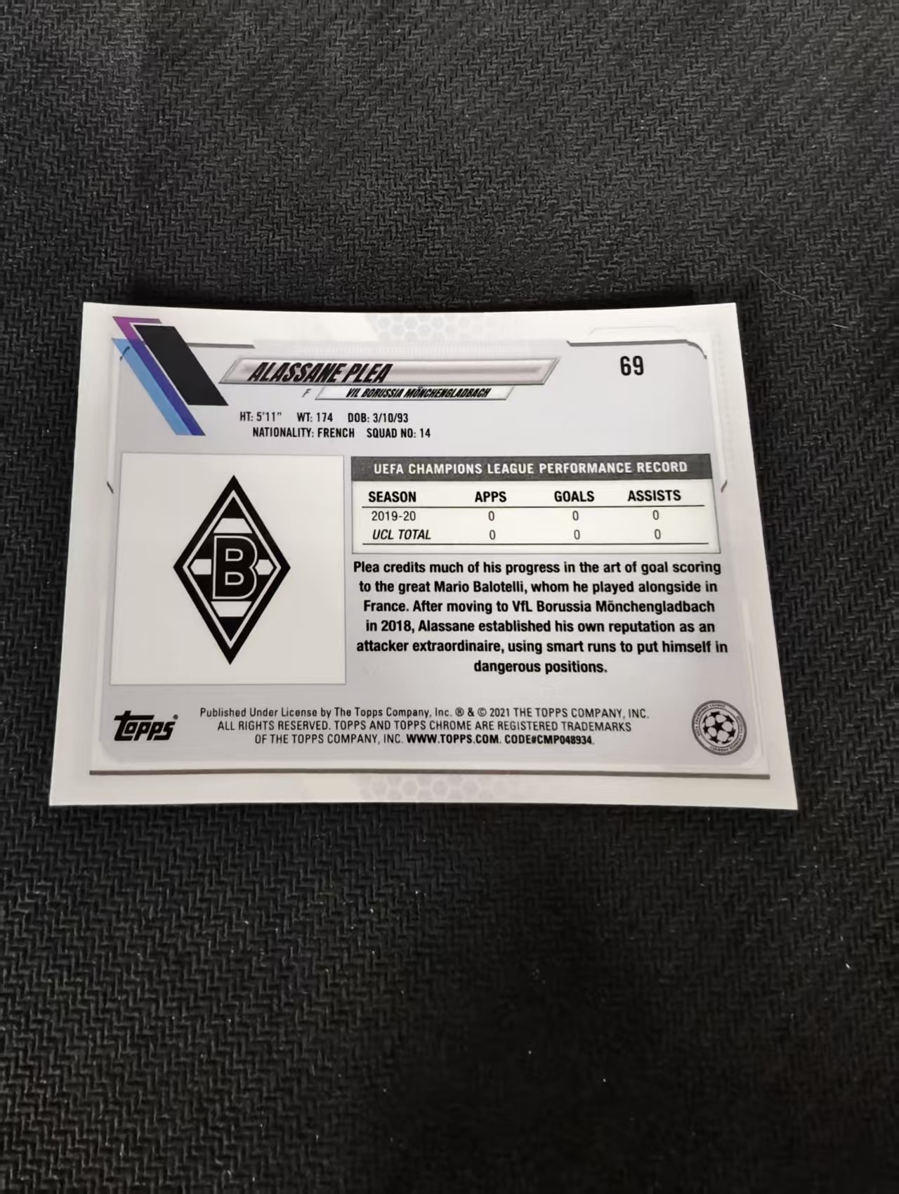 【可合并,不累计】2021 Topps Chrome Alassane Plea 欧冠 普利 门兴 划痕 边角瑕疵 @69