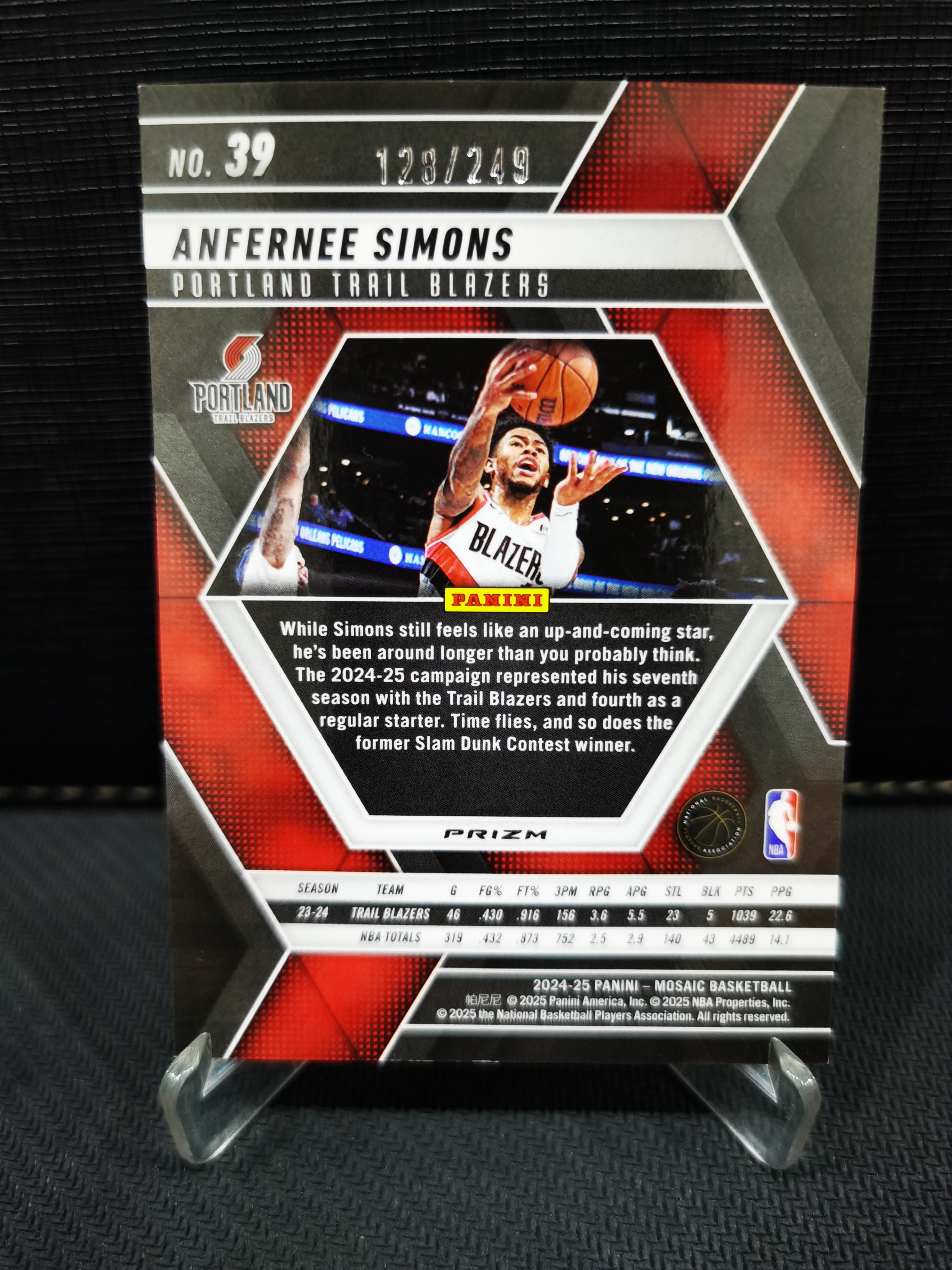 2024-25 Panini Mosaic Anfernee Simons RC 马赛克 安芬尼 西蒙斯 折射 橙折 橙马赛克折 249编 收藏必备 卡品如图 -猕猴桃-【乌苏拍卖】