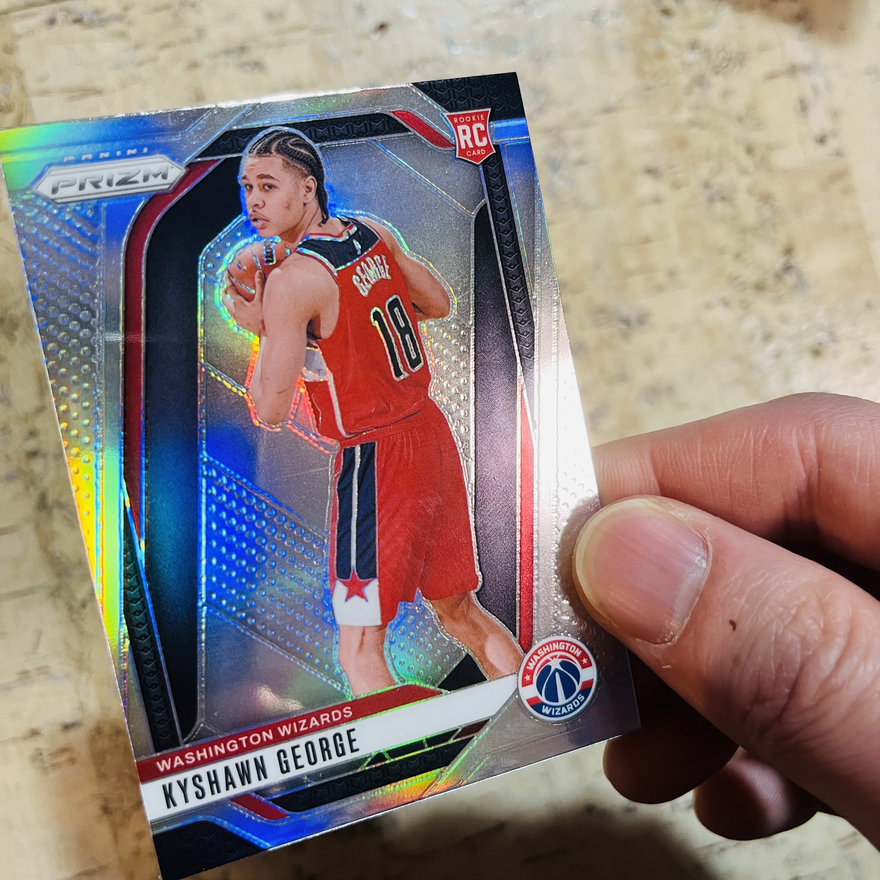 2024-25 Panini Prizm Kyshawn George RC 新秀 奇才 凯肖恩 乔治 正银折 银折射 2张打包 第2组 稀有折射 凑彩虹必备 一张背面右下角微瑕图三 一张中间细痕图四