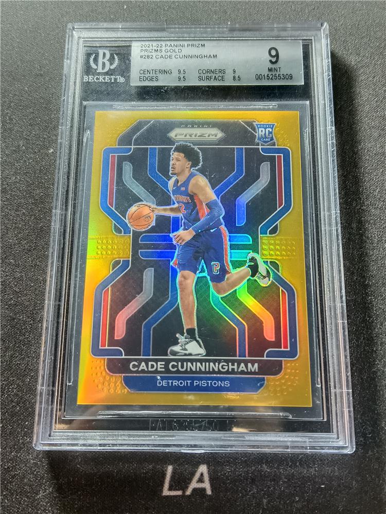 【LA拍卖精品】2021-22 Panini Prizm Cade Cunningham PZ 活塞 凯德 康宁汉姆 坎宁安 RC 正新秀 Base版 金折 正金 02/10编 同背号 BGS9分 系列大Hit 顶级新秀投资品！V76A
