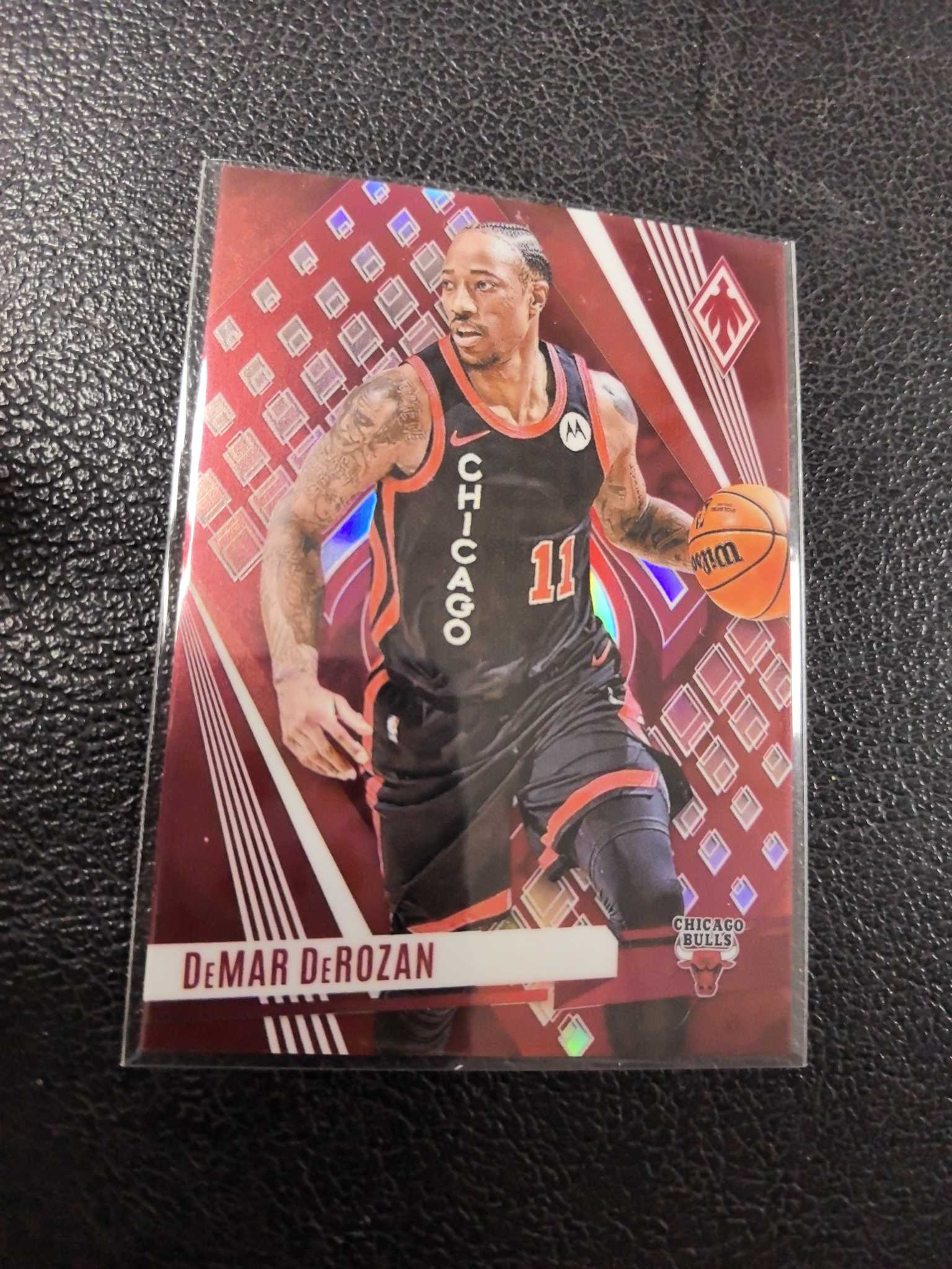 2023-24 德玛尔 德罗赞 199编 公牛 国王 红折 镭射 折射 凤凰 12-2