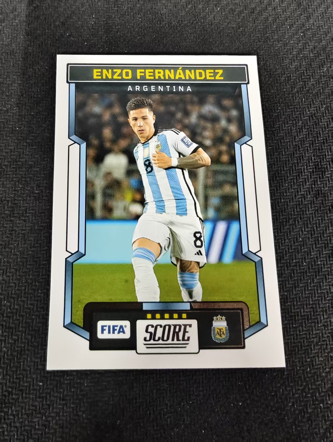 【可合并,不累计】2023-24 Panini Score Enzo Fernandez 恩佐 费尔南德斯 切尔西 FIFA 划痕 边角瑕疵 #12