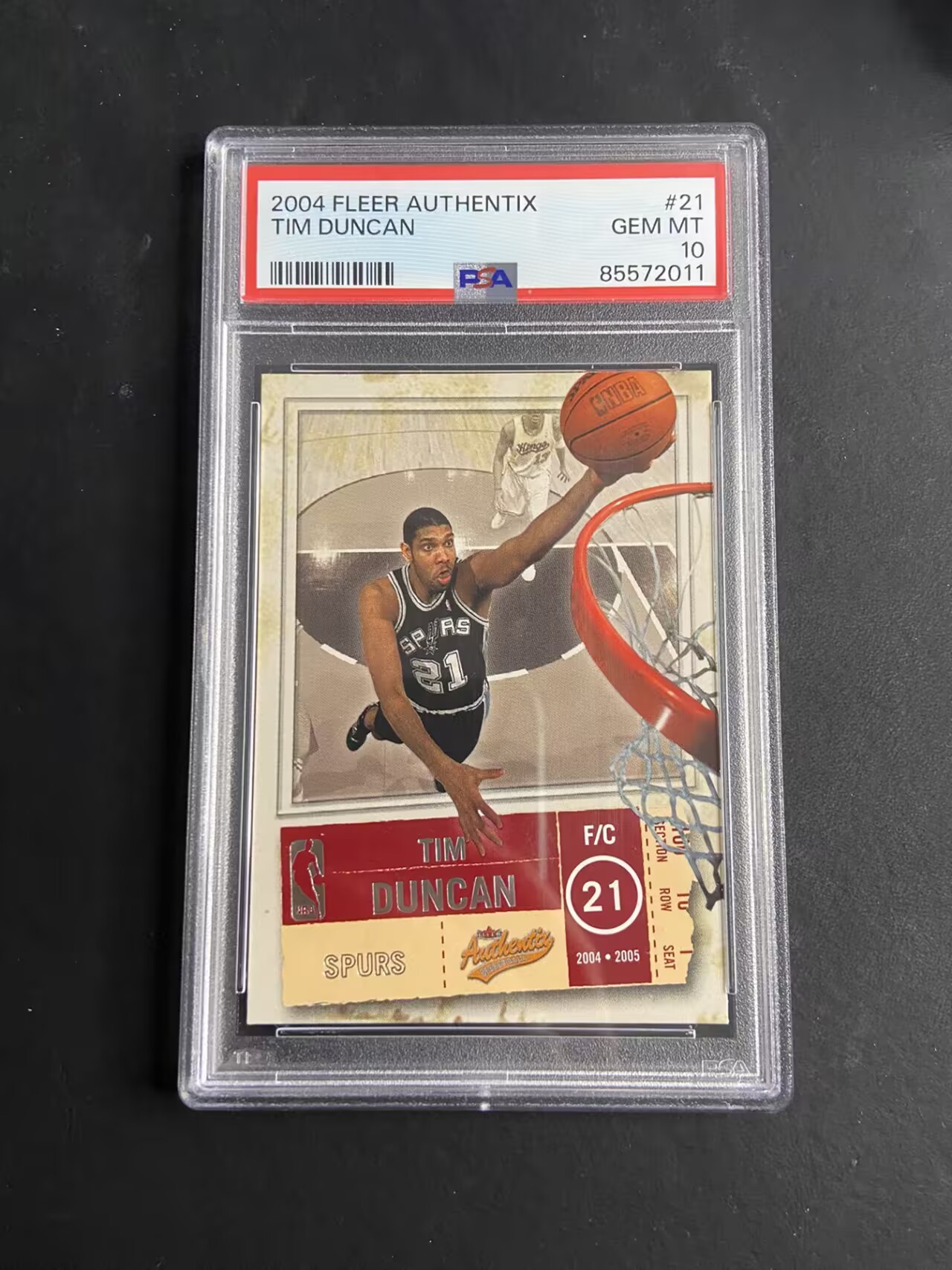 2004 Fleer Authentix Tim Duncan 【肥猫代卖】X25L 马刺 石佛 蒂姆邓肯 base 经典设计 PSA10分评级