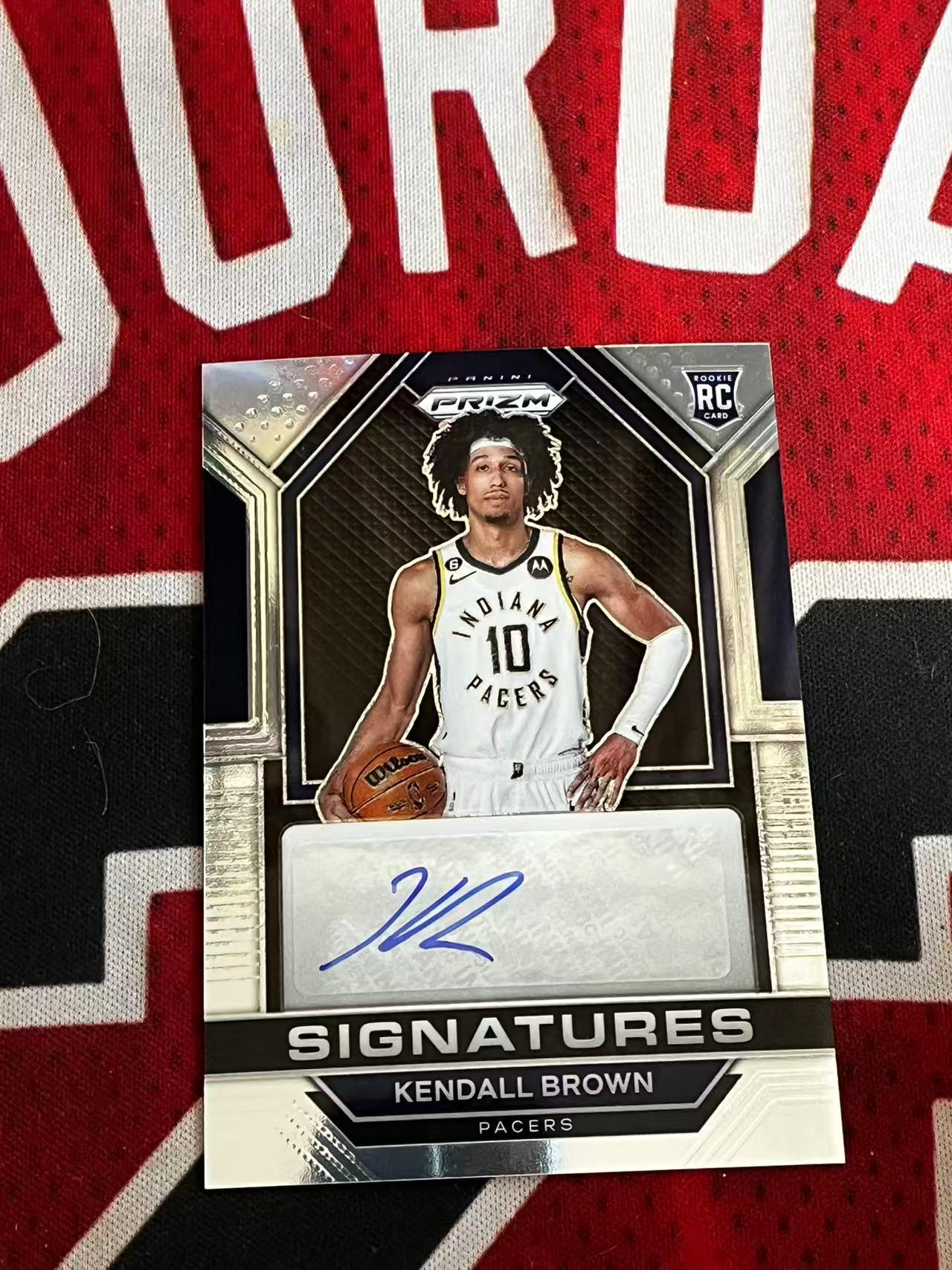 【接寄拍费率低至5%含卡淘手续费】2022-23 PANINI PRIZM PZ 步行者 新秀RC 肯道尔布朗 签字卡 正新秀签 专收凑套必备【烂臭嘴拍卖】