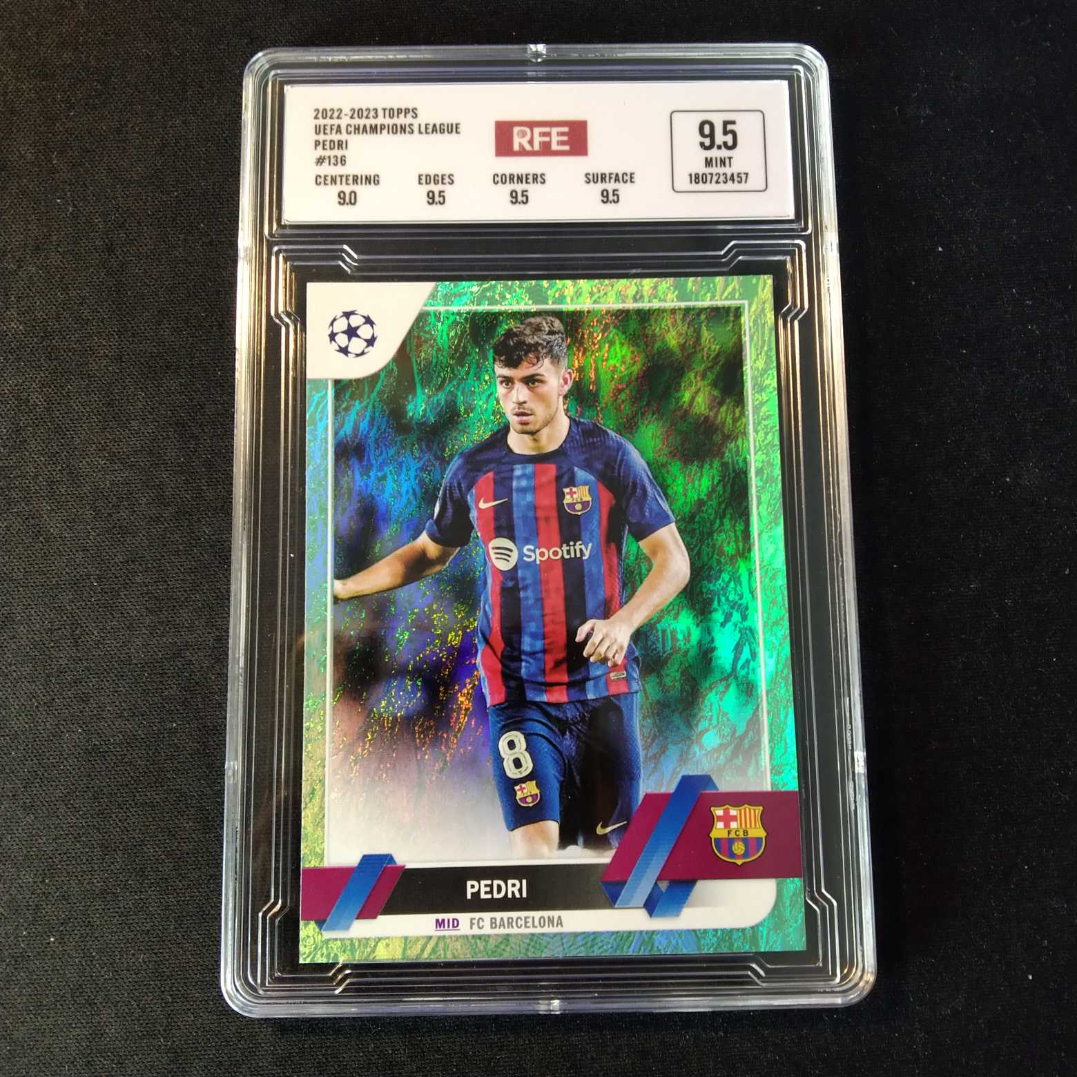 2022-23 Topps UEFA Champions League 佩德里 評級卡 巴薩 碧璽 實卡精美稀有 品質保障 投資收藏必備 生日禮物【KUROKO】