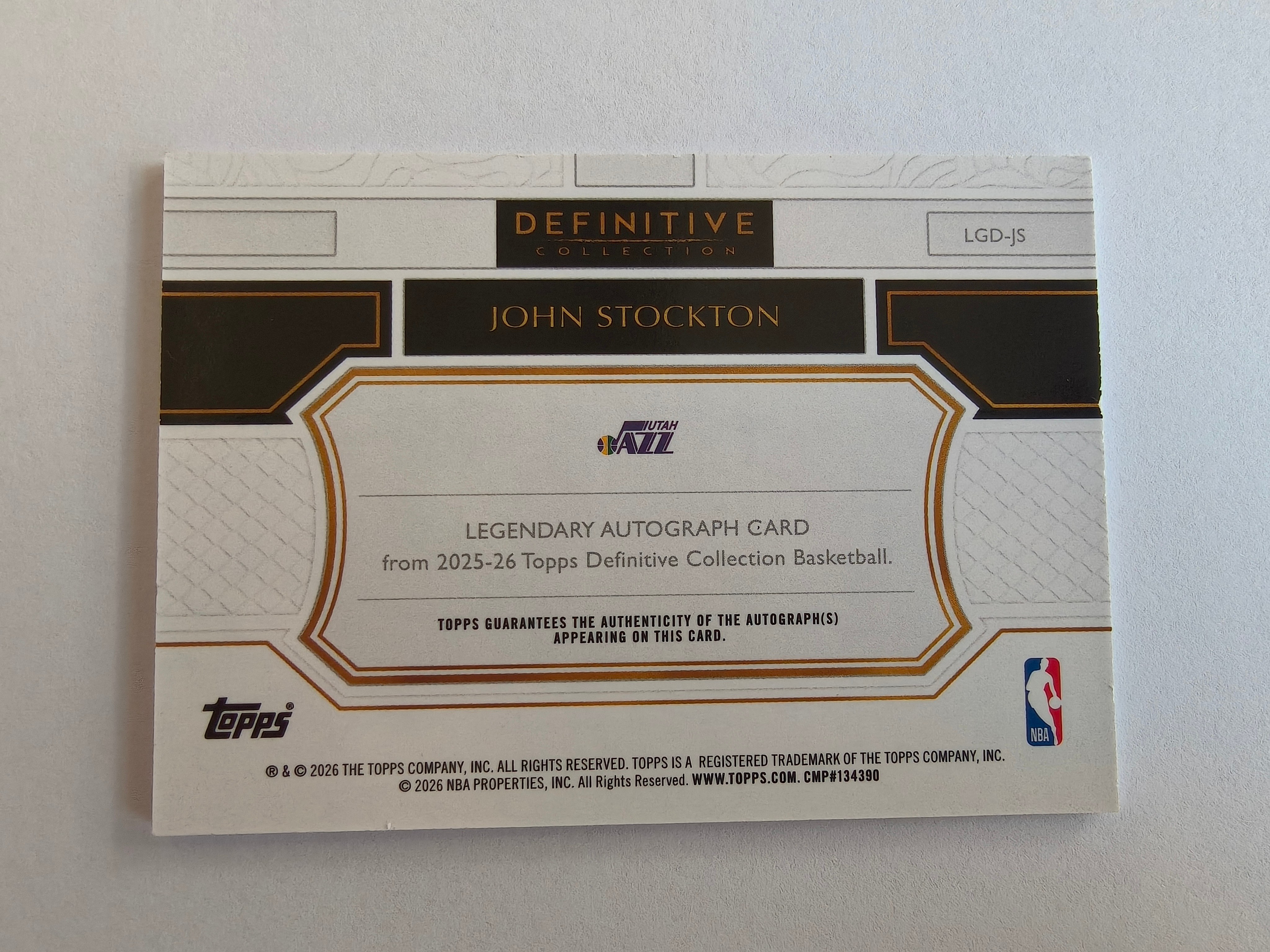 2025-26 Topps Definitive John Stockton NBA 约翰 斯托克顿 爵士名宿 10编 卡签 签字 背面微瑕看图 实卡好看 收藏必备 卡品如图 XY689