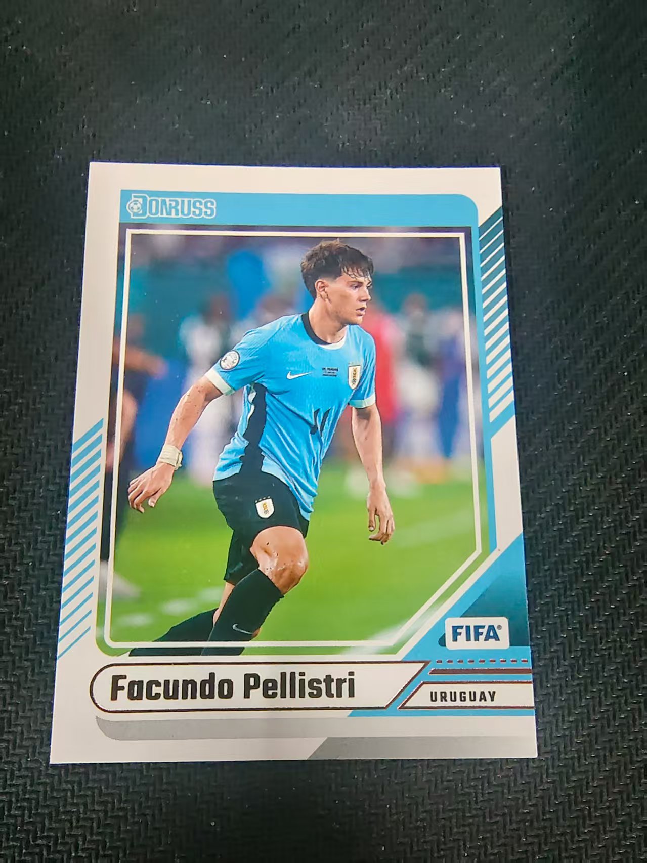 【可合并,不累计】2024-25 Panini Donruss Facundo Pellistri 佩里斯特里 乌拉圭 FIFA 杜蕾斯 划痕 边角瑕疵 #35