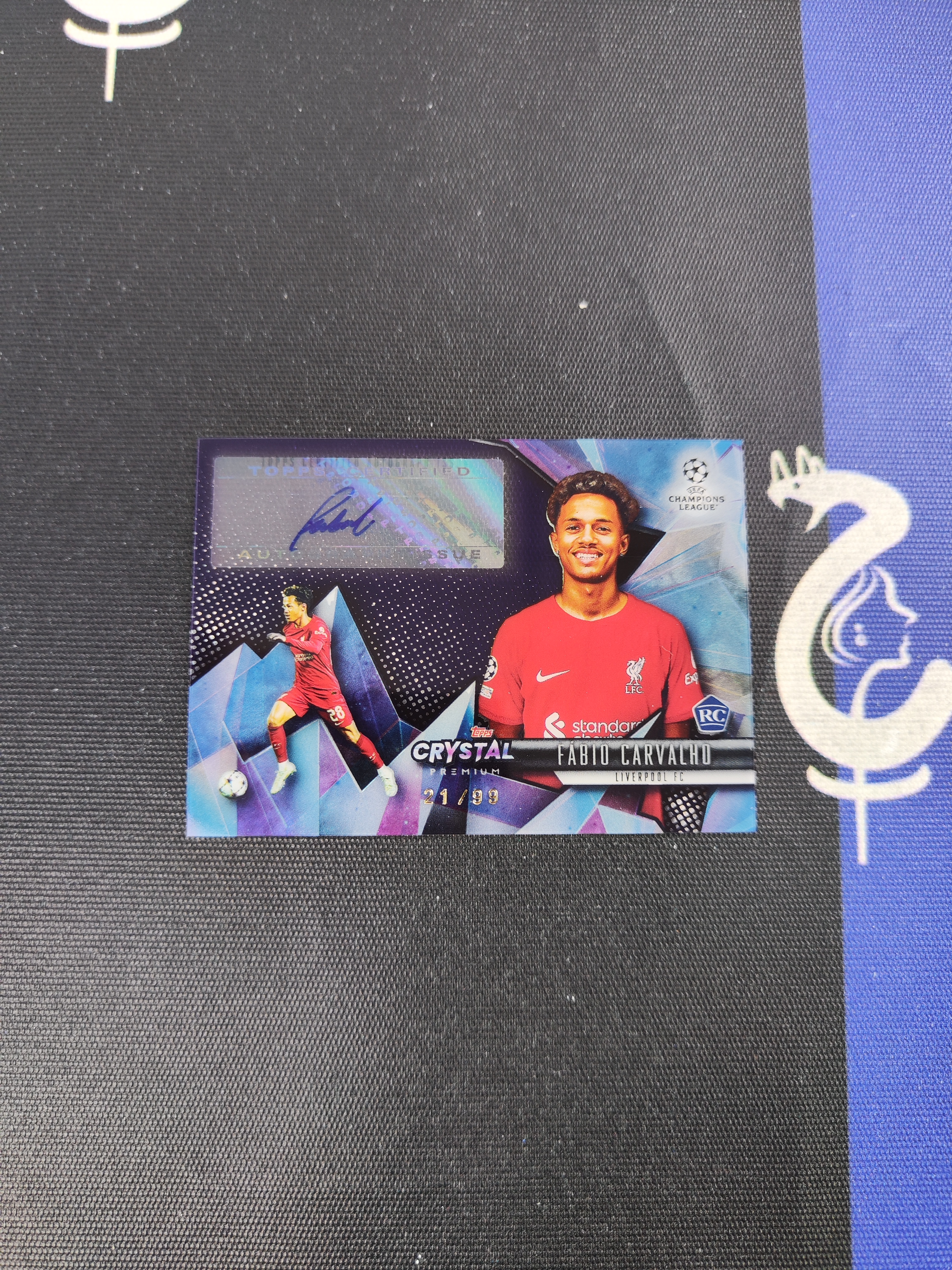 2022-23 Topps Crystal Fábio Carvalho RC 【蓝黑精灵卡社】欧冠水晶 利物浦 葡萄牙 布伦特福德 rc新秀 法比奥 卡瓦略 21/99编 紫折 签字 微瑕如图（k）