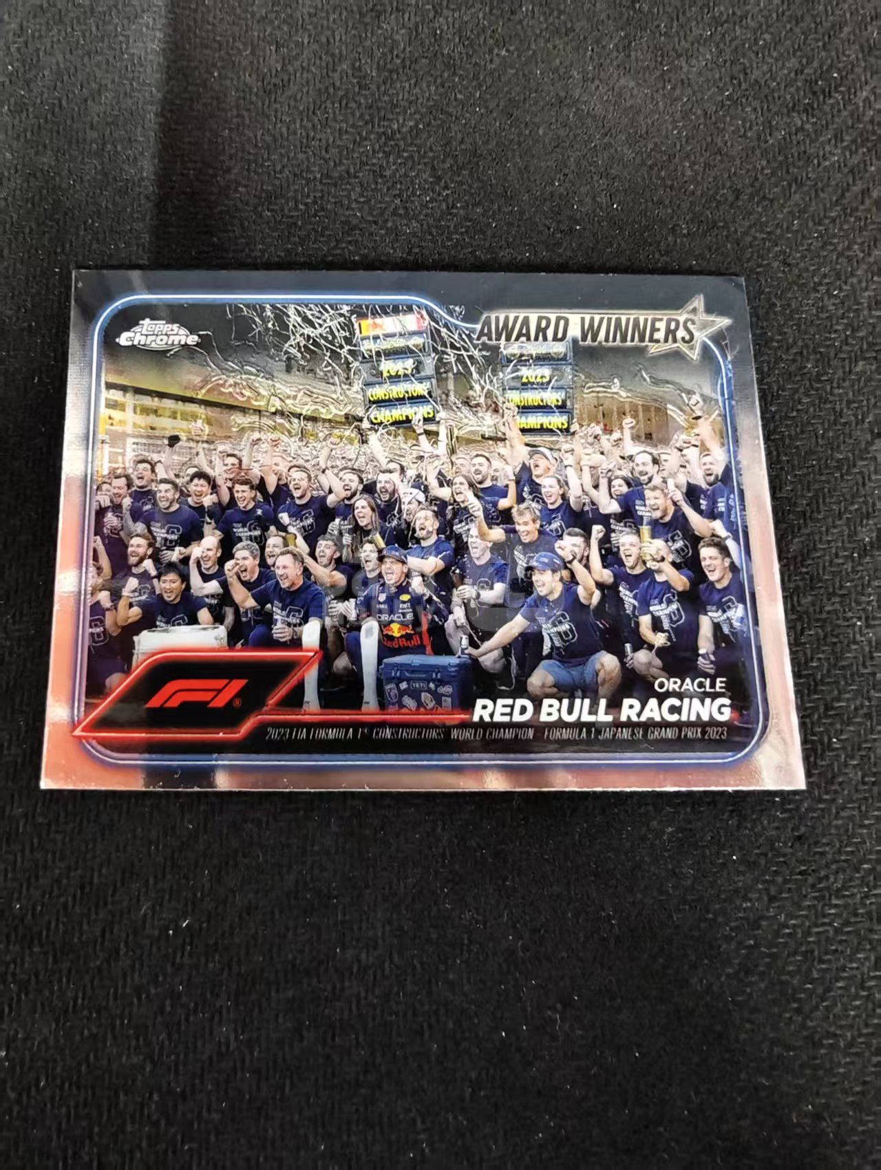 2024 Topps Chrome Red Bull Racing Oracle 红牛车队 Award Winners 车队冠军庆祝 F1 划痕 边角瑕疵 #184