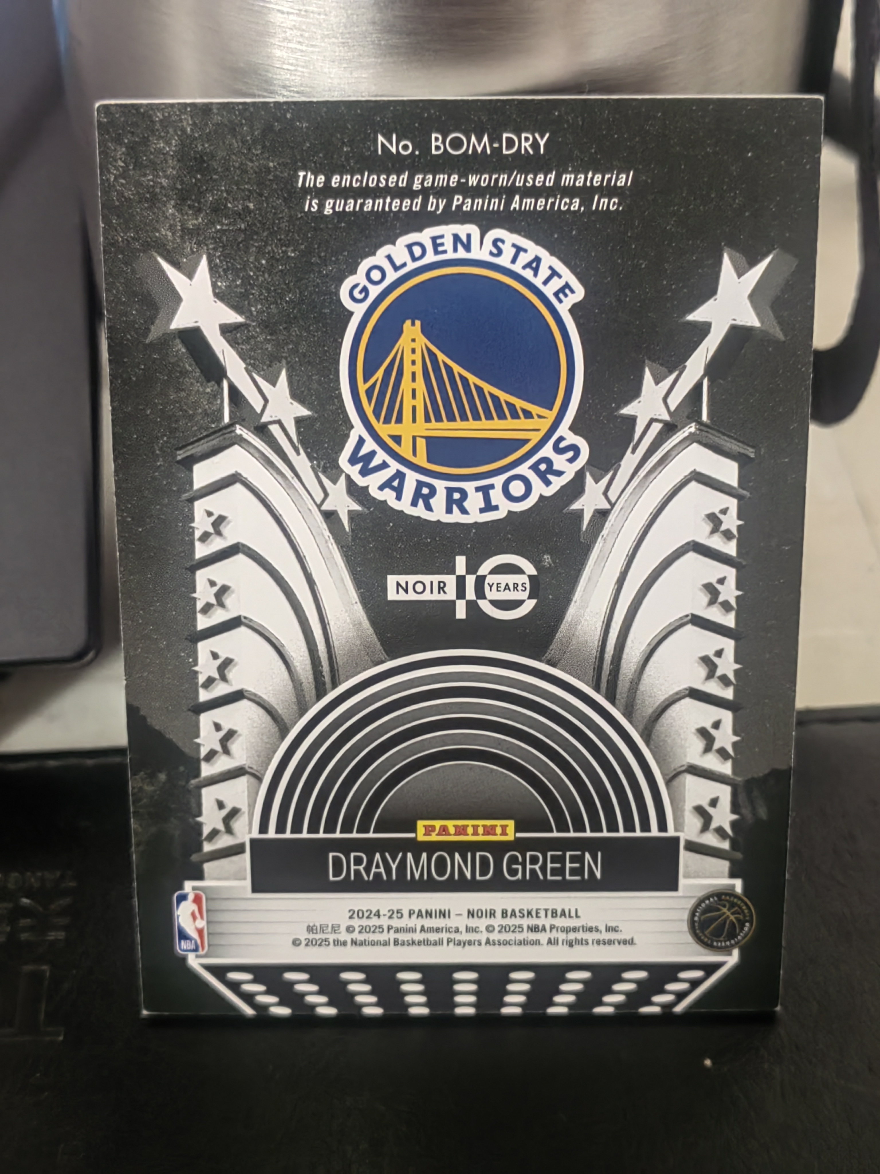 2024-25 Panini Noir Draymond Green NOIR 诺尔 德雷蒙德 格林 追梦格林 单色 小窗 物料 勇士 99编 小鱼 白边白角 不保卡品 卡品如图