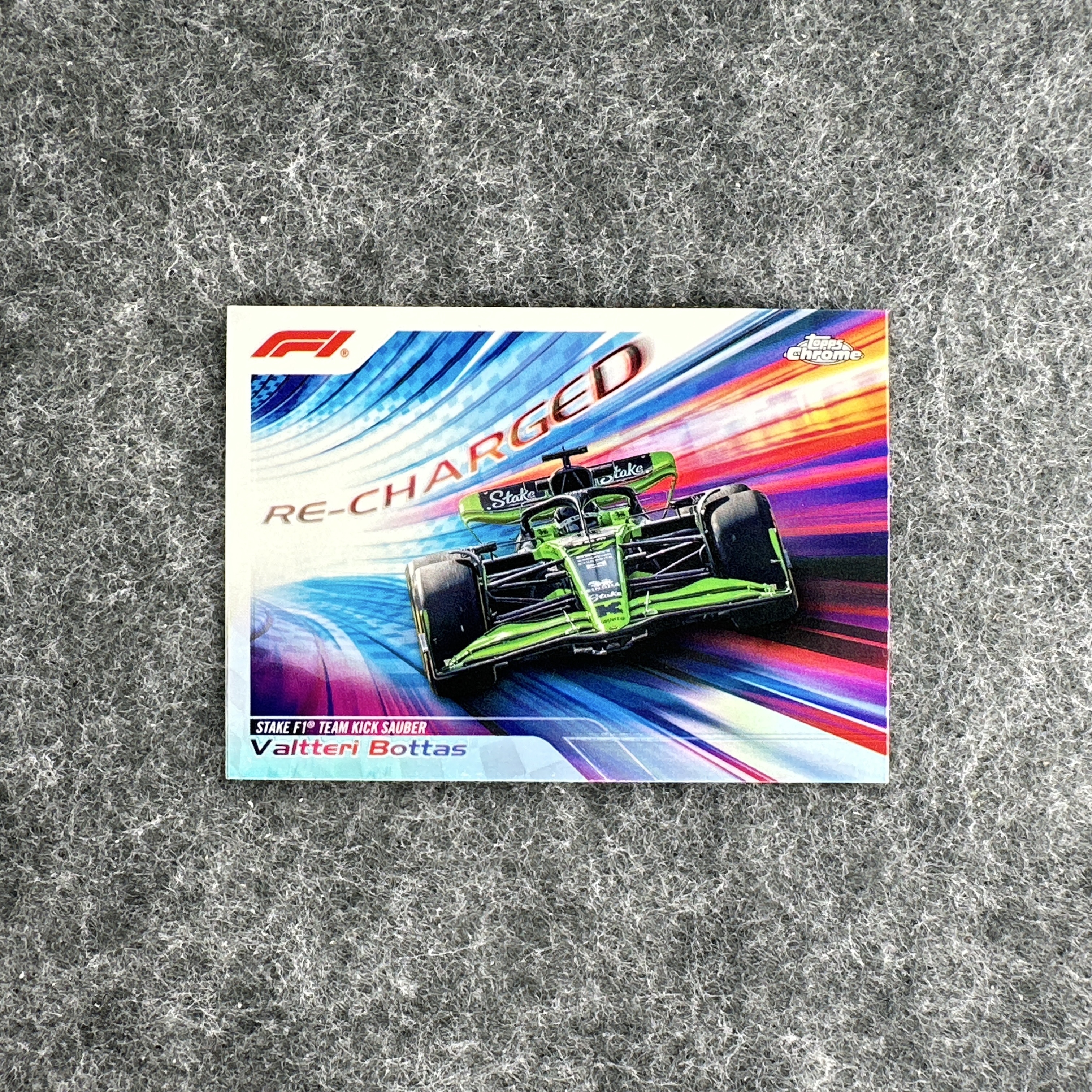 【小卡册寄售】2024 Topps Chrome F1 阿尔法罗密欧 芬兰 瓦尔特利 博塔斯 Recharged 充电特卡 王牌折射系列 划痕 Valtteri Bottas #羊