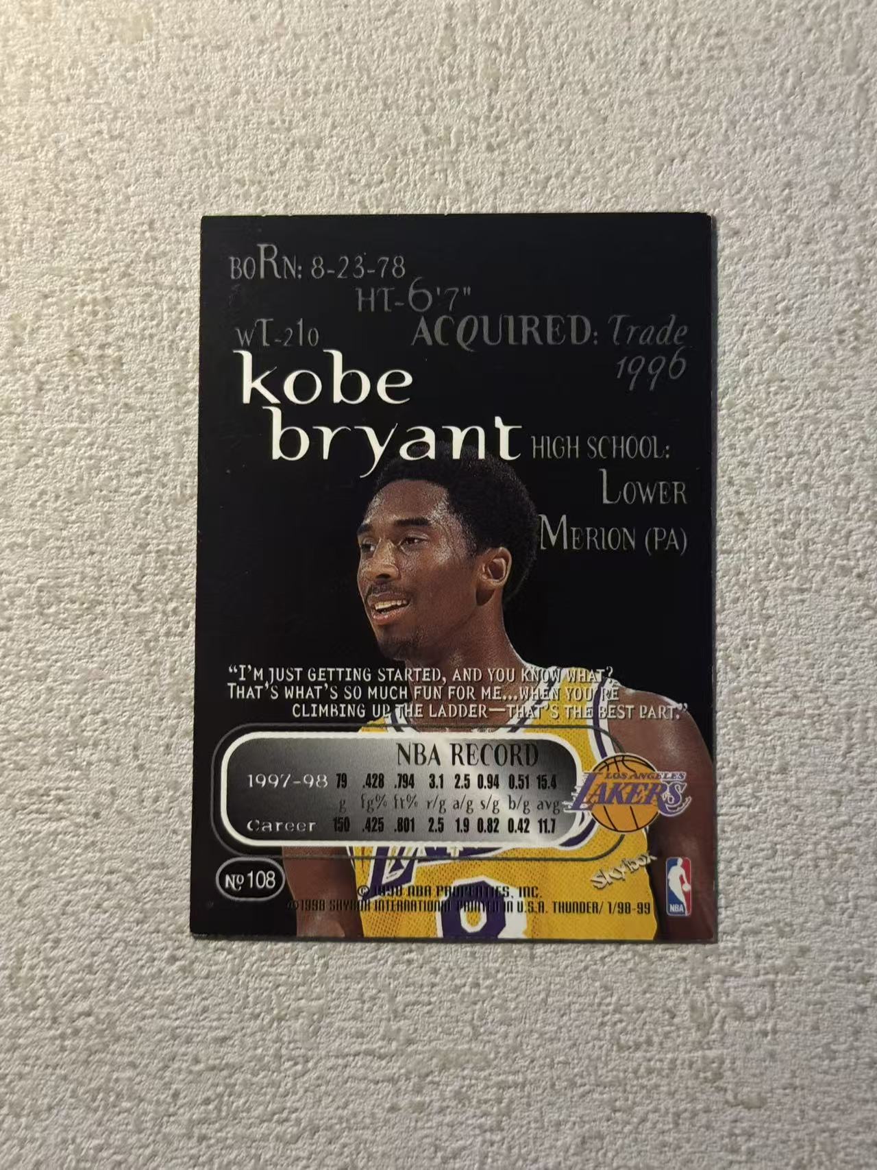 1997-98 SkyBox Thunder Kobe Bryant 湖人 科比 布莱恩特 大比例 thunder特卡 sp 经典选图 老卡轻微白点 收藏必备