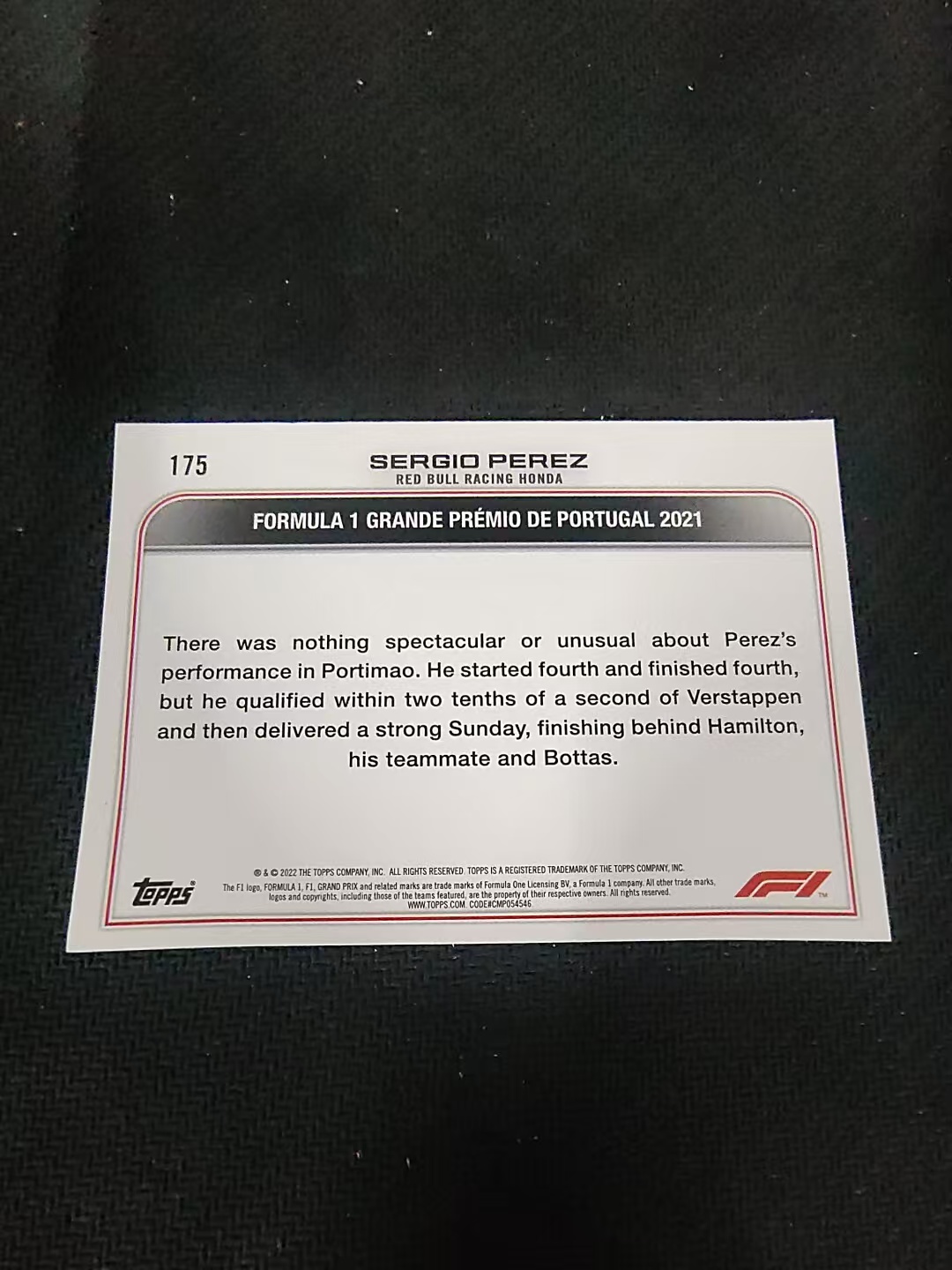 【汽水拍卖】2022 Topps Chrome F1 Sergio Perez 塞尔吉奥 佩雷兹 红牛车队 划痕 边角瑕疵 @175