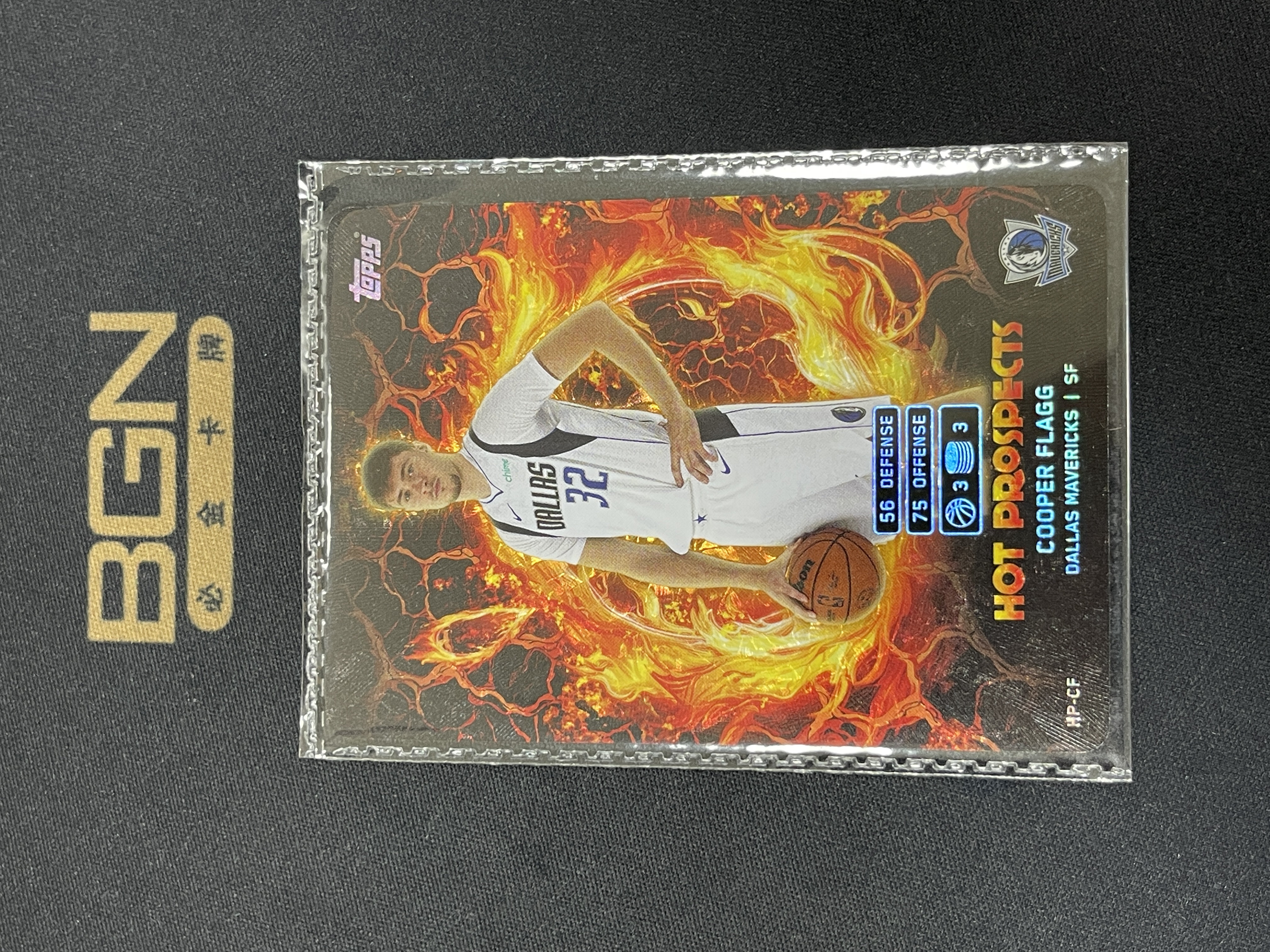 【必金拍卖-可累积】251026NG 2025 TOPPS MATCH ATTAX 独行侠 新秀状元rc 弗拉格Cooper Flagg 新赛季首版 炙热新星特卡 抽卡机原膜 收藏投资首选